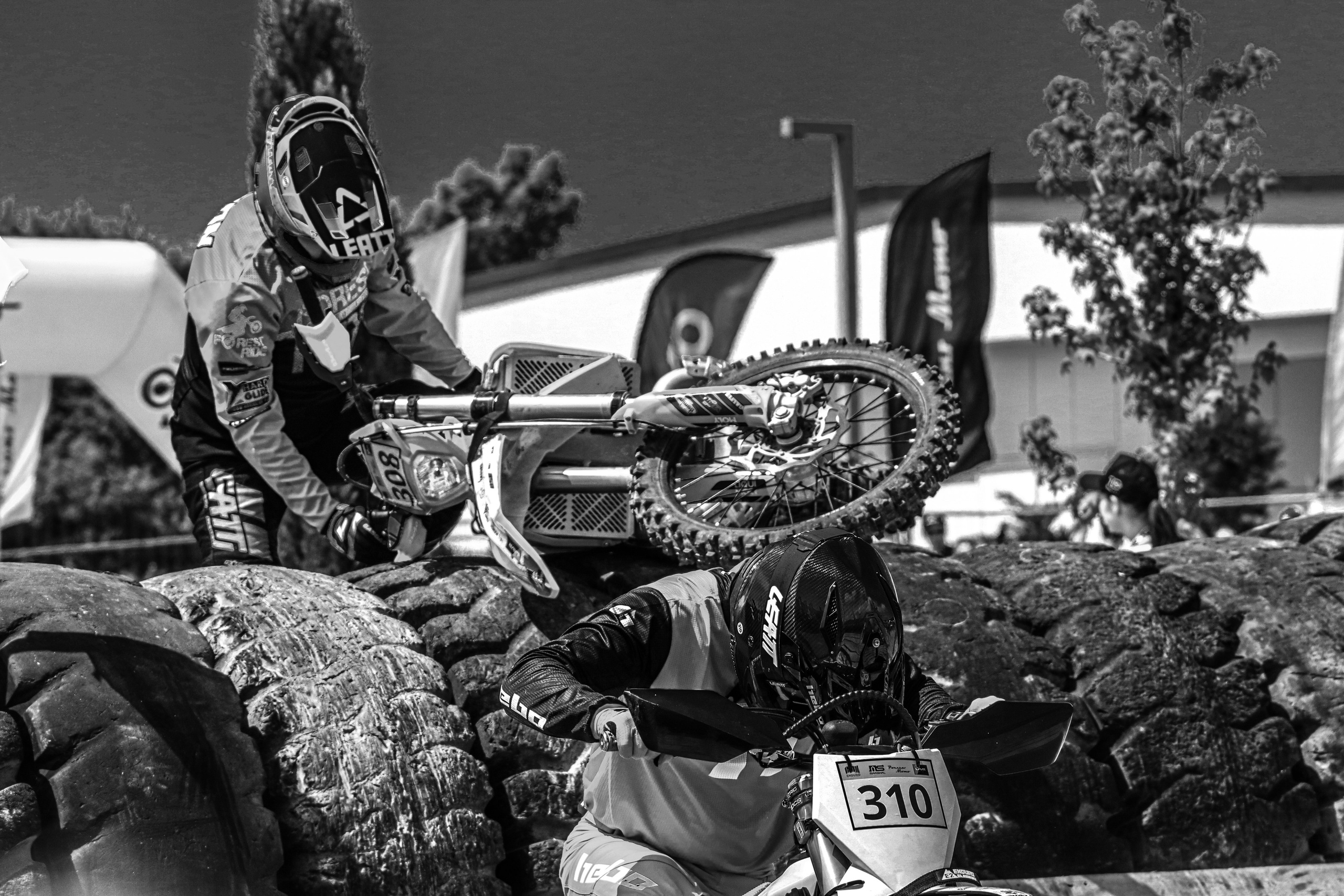 Enduro. Ivaladimirovna1995.wfolio.pro