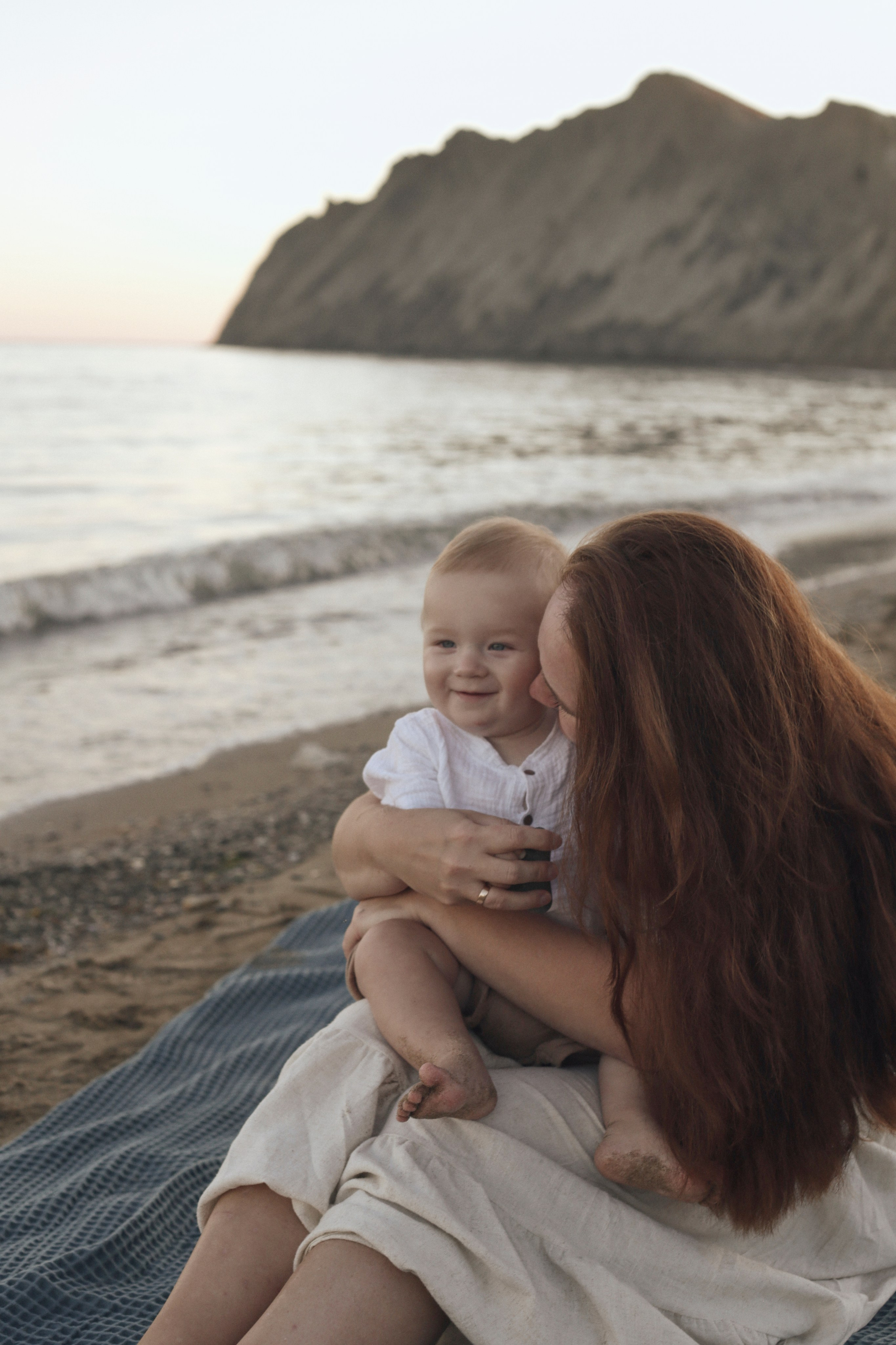 Алёна и Мирон | Тихая бухта. Семейный фотограф в Феодосии и по Крыму Брежнева Алла