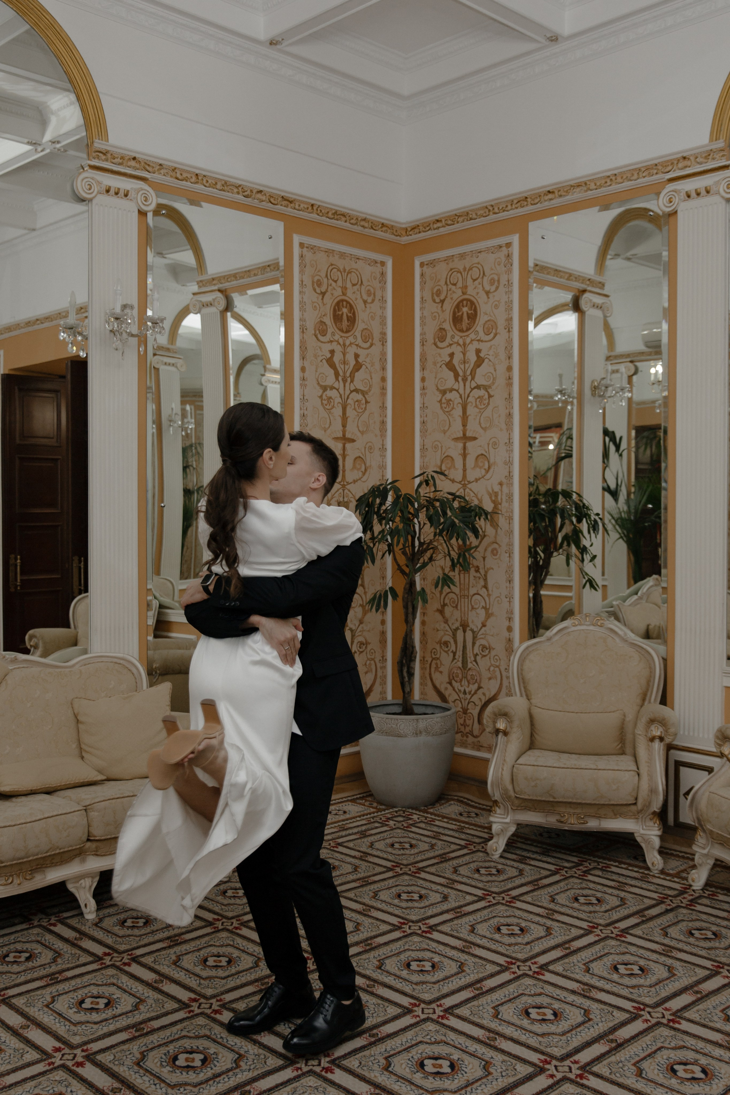 16.09.2024. RETOUCH-HOUSE