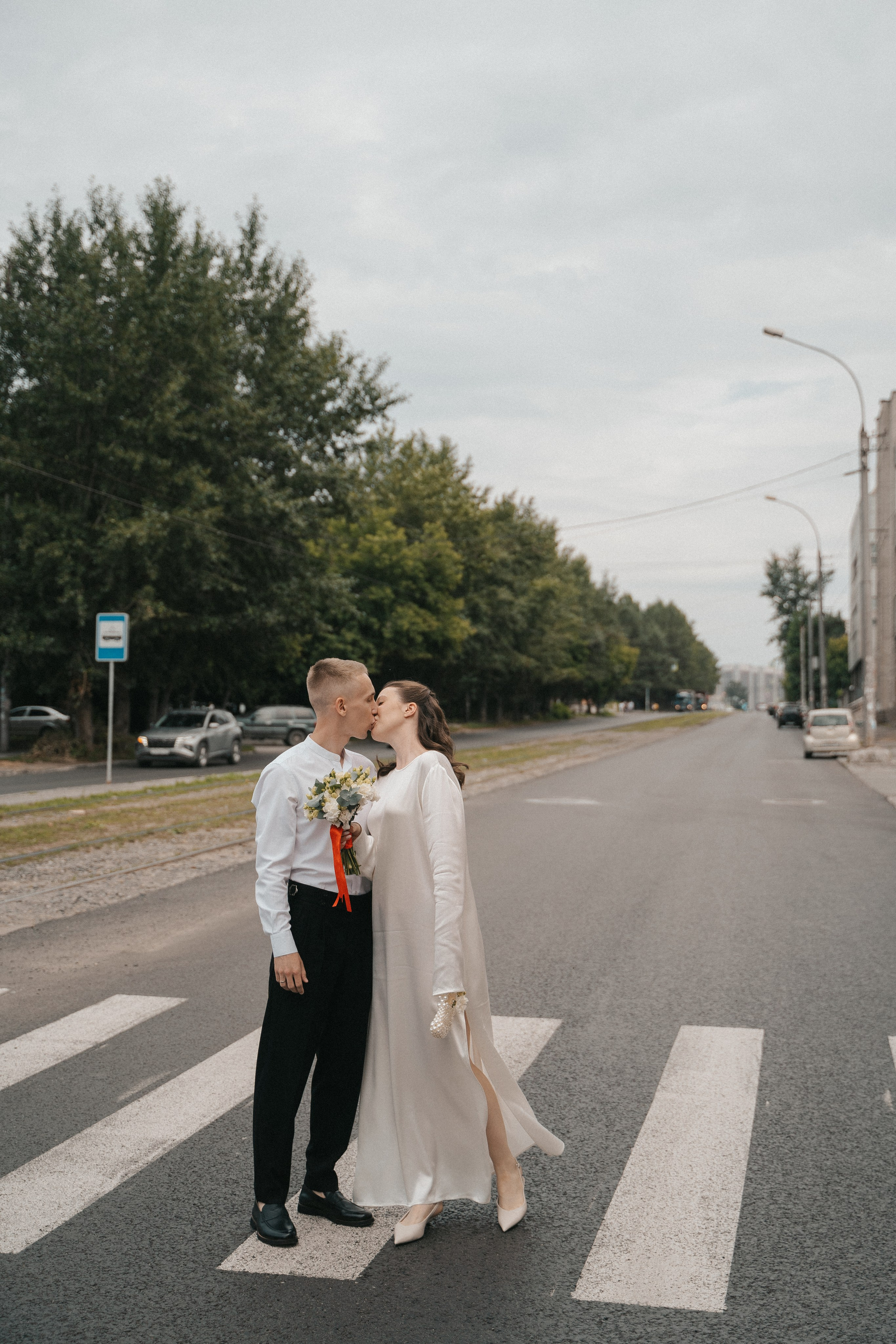Никита и Аня в городе. Семейный, портретный фотограф Новосибирск. Оля Адова
