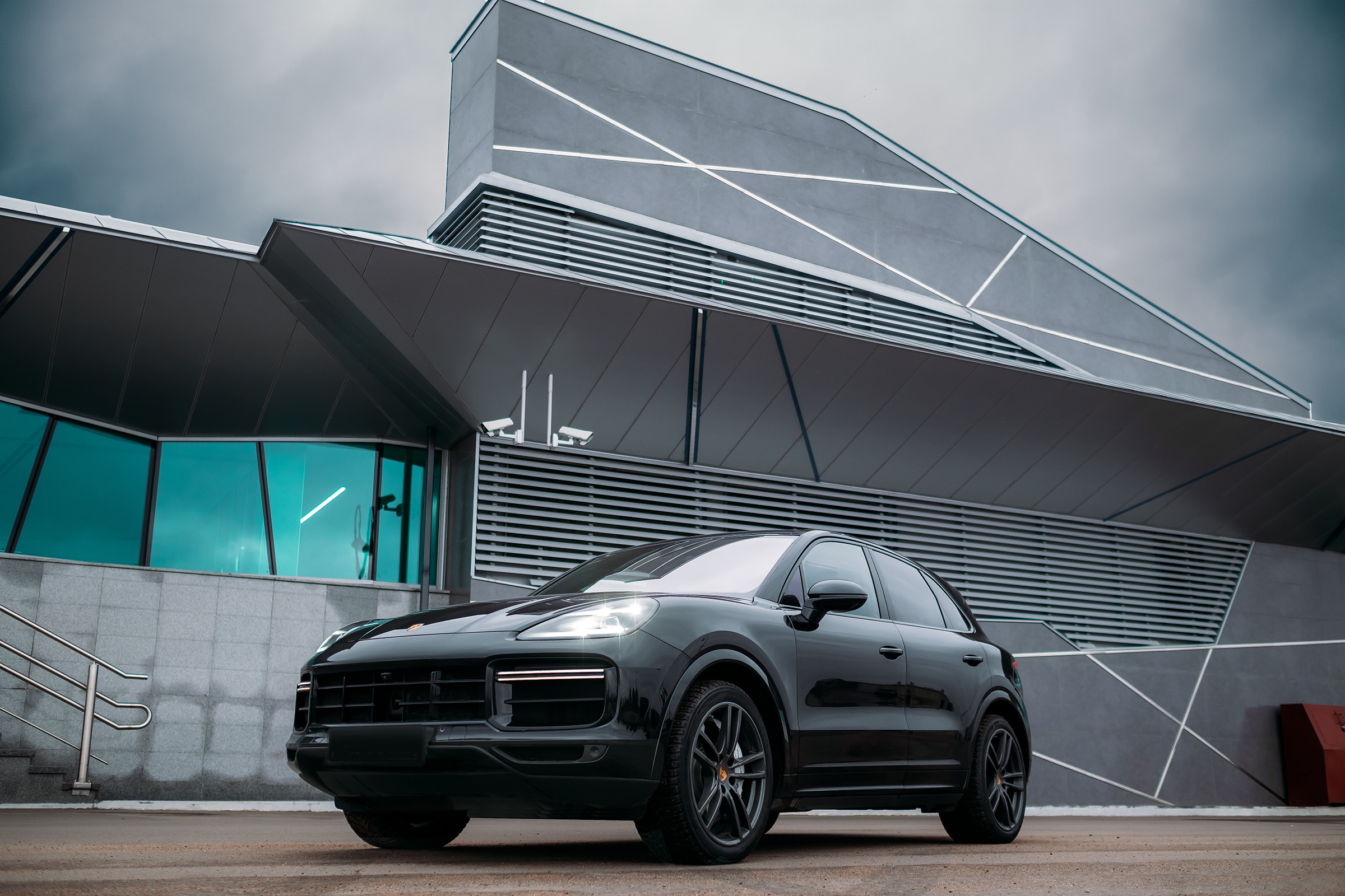 Автомобильная съемка. Имиджевый фотограф Илья Балух СПб — Москва  — заяви о себе красиво