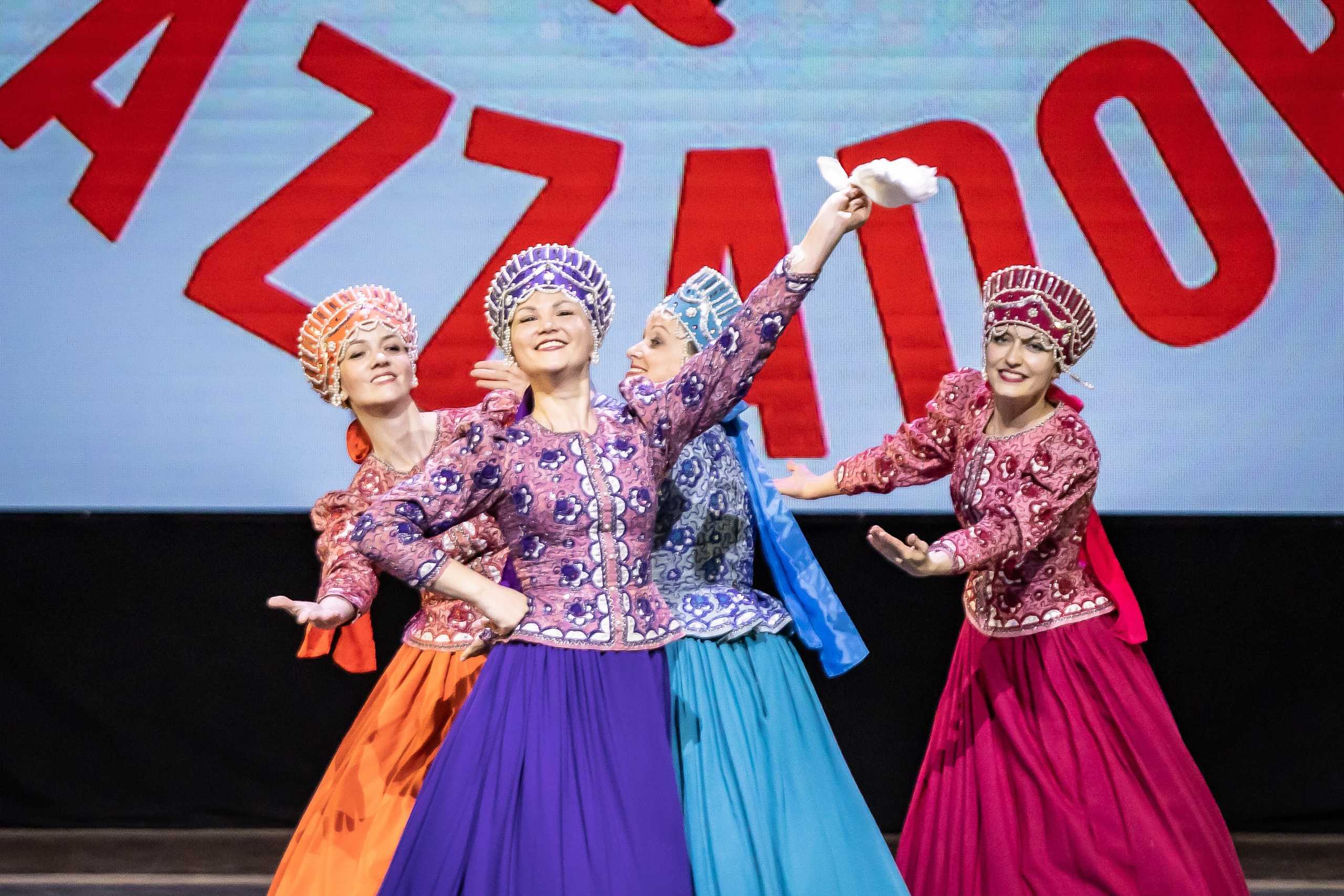 Концерт ансамбля народного такца «Раззадоры». Фотограф Владимир Охрименко