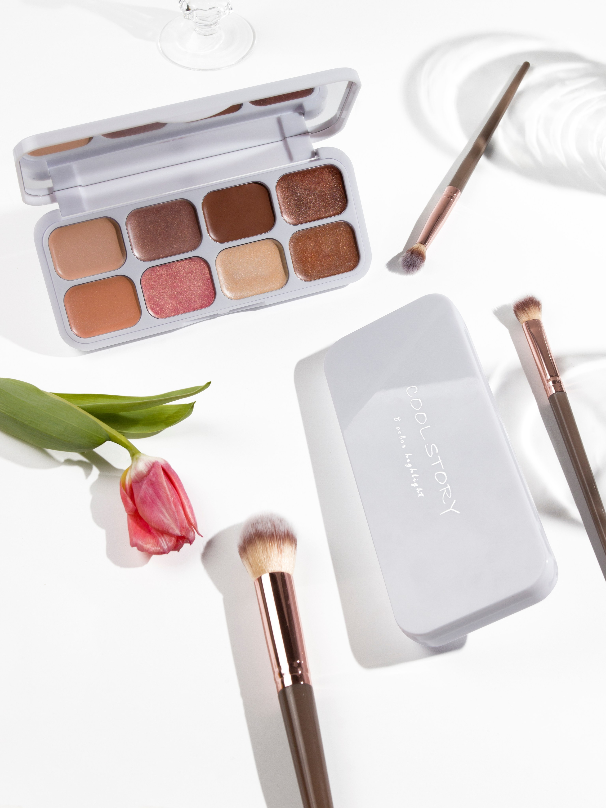 Палетка COOL STORY. Фотограф Злата Спицына