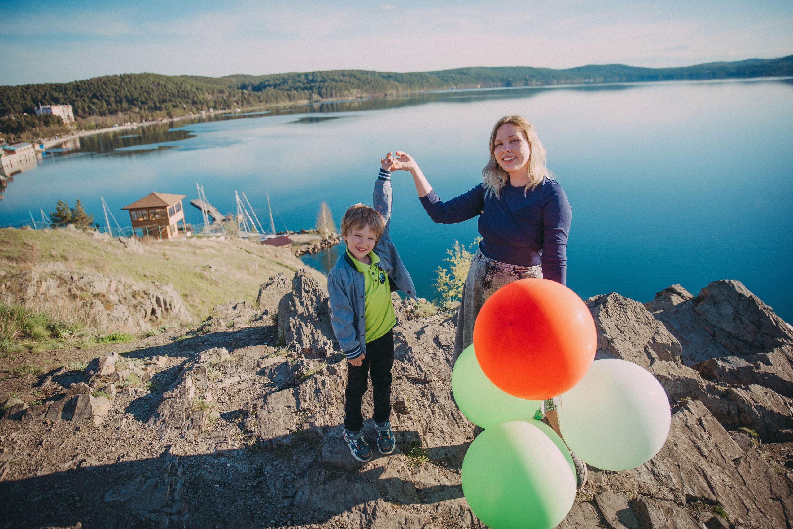 Семейная фотосессия на прогулке. Семейный фотограф в Миассе Ольга Широковская