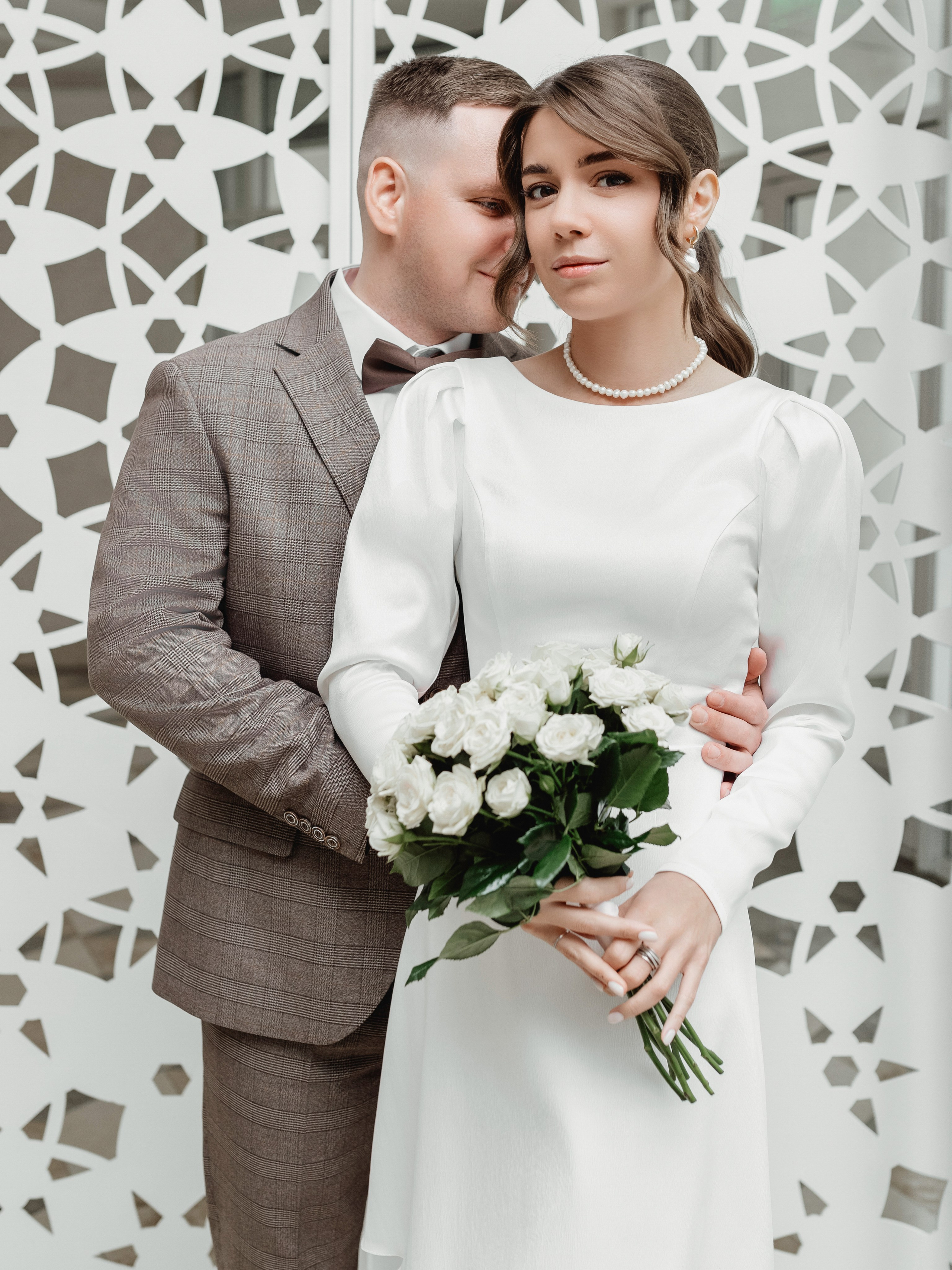 Свадебный фотограф в Центральном Загсе, Новосибирск | Яна Иванова. Семейный и свадебный фотограф в Новосибирске Иванова Яна