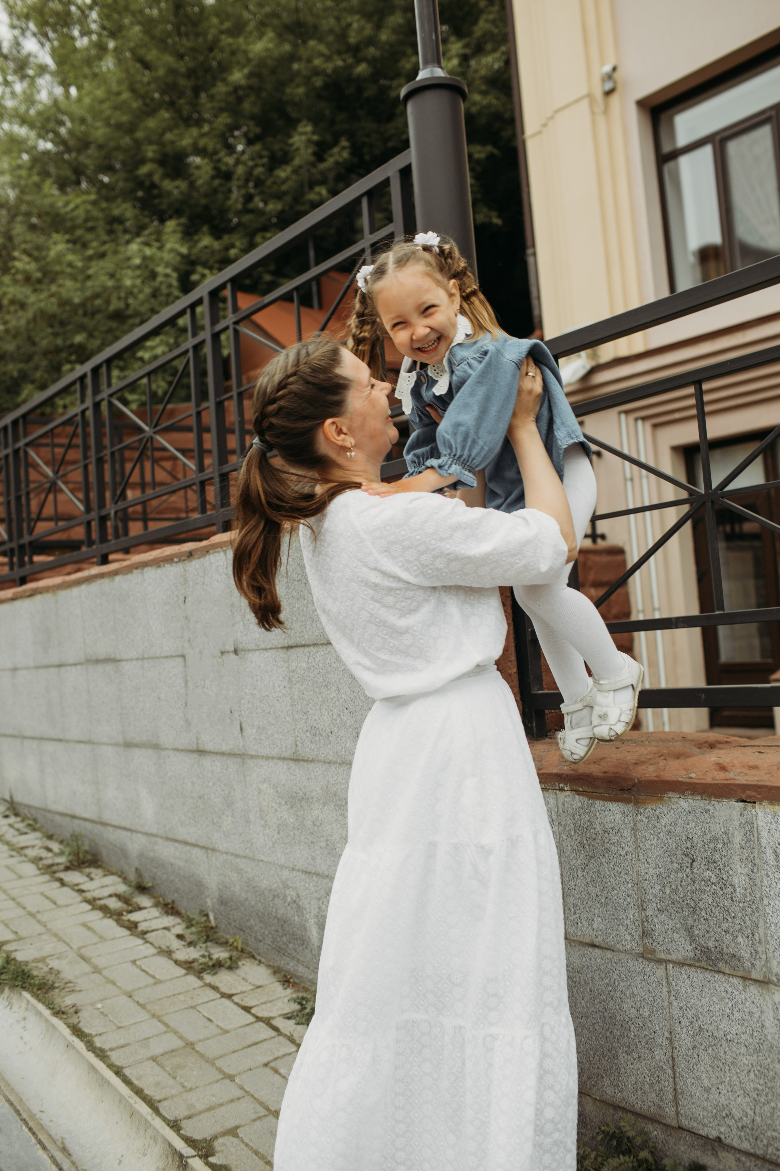 Амина, Малик, Юля, Сахиб. Семейный фотограф Томск