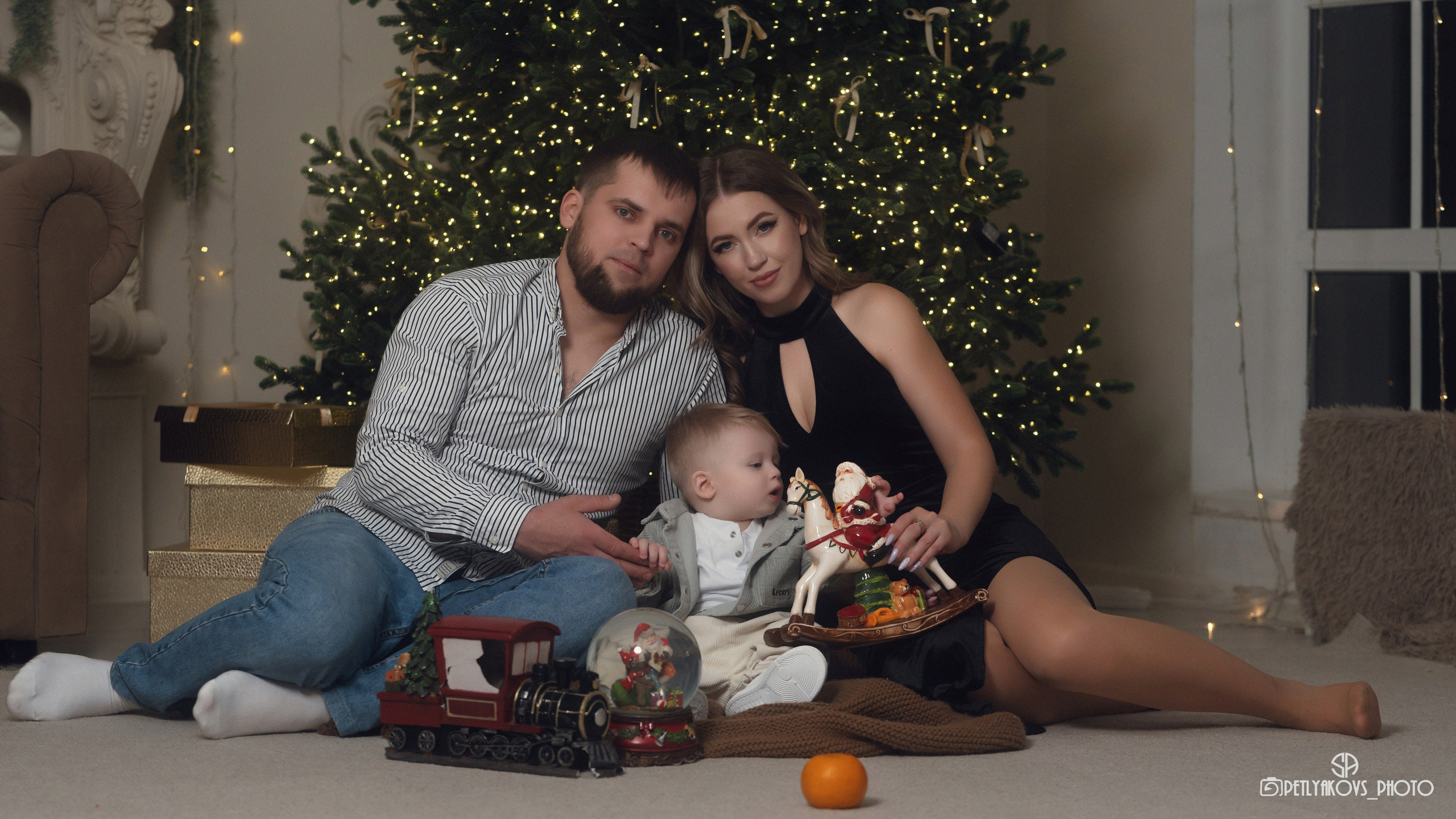 Фотосессия семейная новогодняя. Фотограф, видеограф Пятигорск, Ставрополь, Ессентуки, Petlyakovs_photo