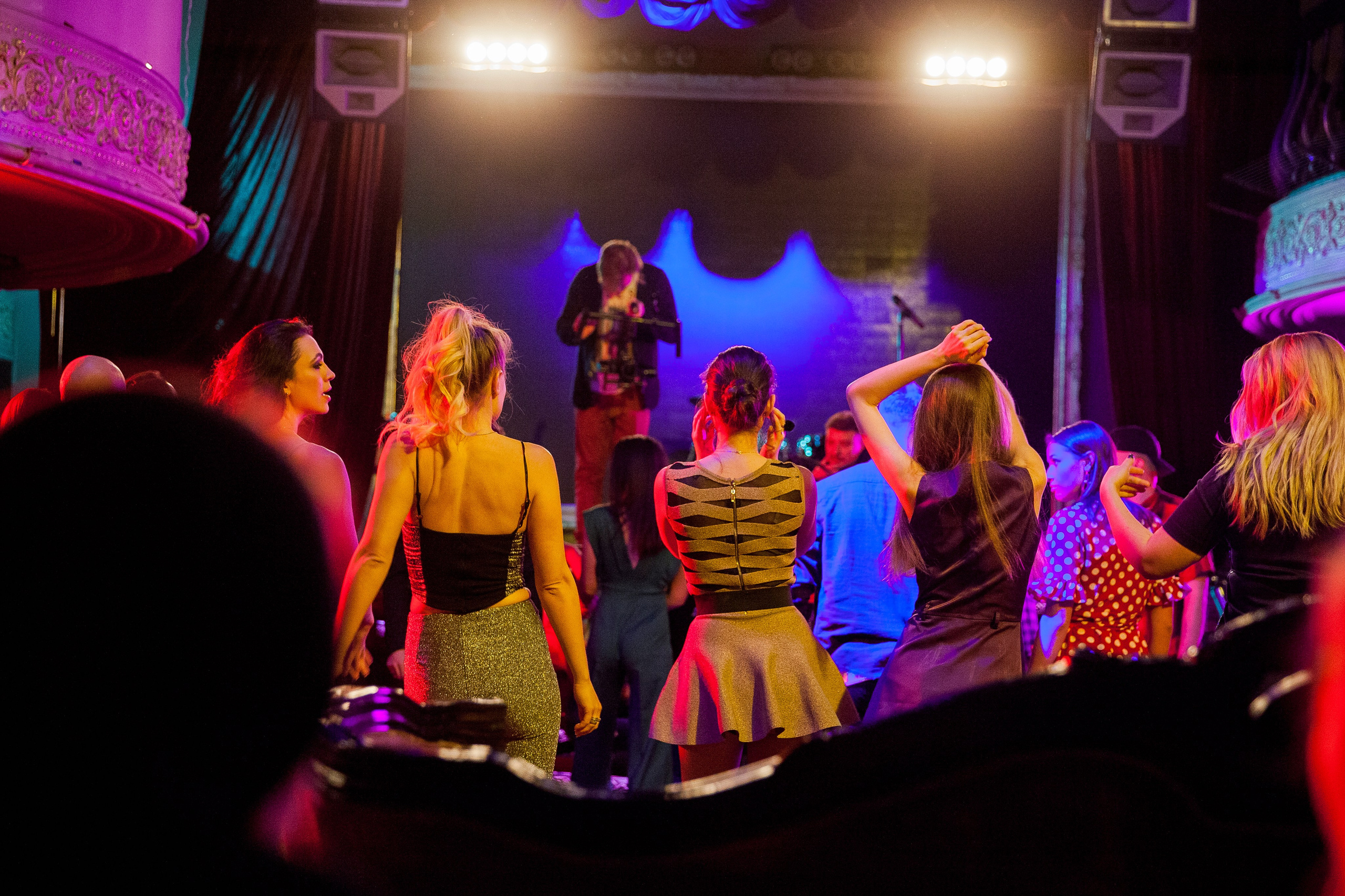 ФК Роман Богданов «В сердце». Ольга Пилант. АРТ, бэкстейдж, свадебная и семейная фотография, городской портрет, интерьерная фотография