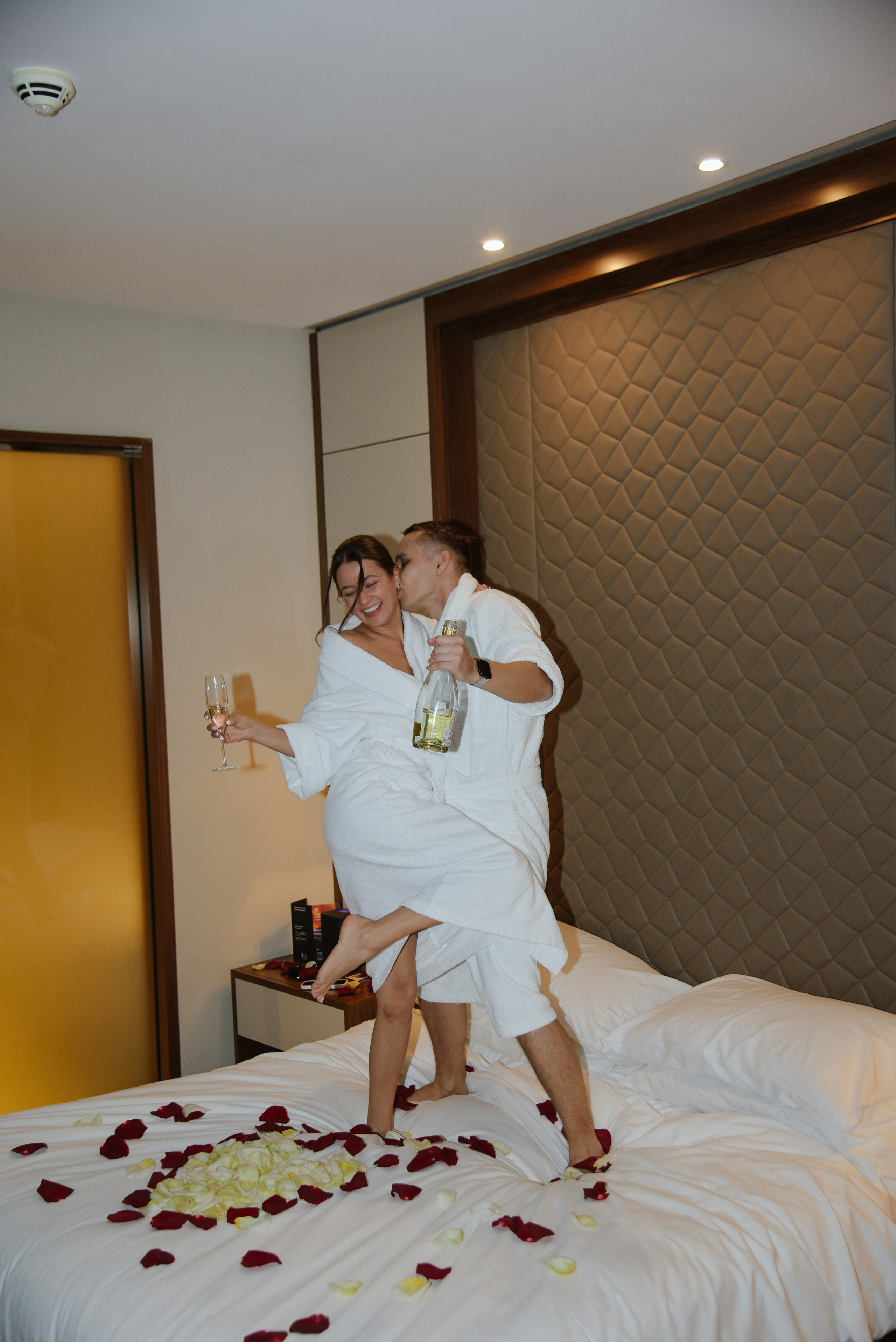 Вдвоем в отеле. Фотограф Лола Волна, город Москва