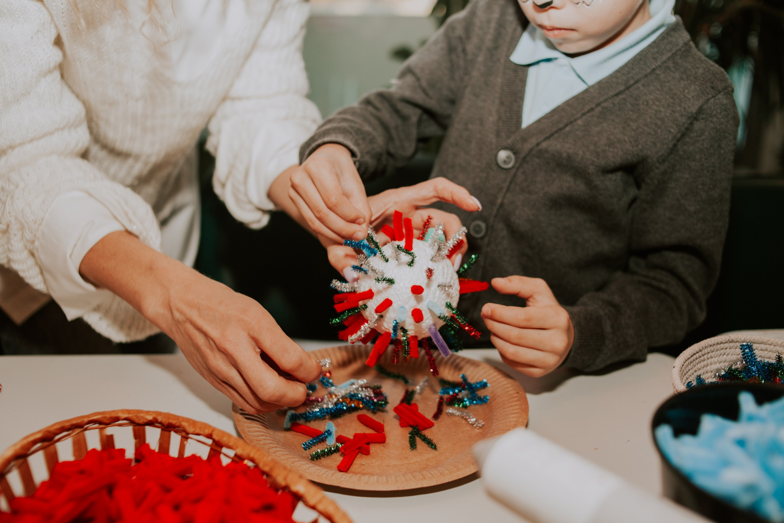 Мастер-класс от Мастерской Наташи Ой на фестивале для детей с ОВЗ «Шире круг». Семейный фотограф во Всеволожске и Санкт-Петербурге Юлия Капустина