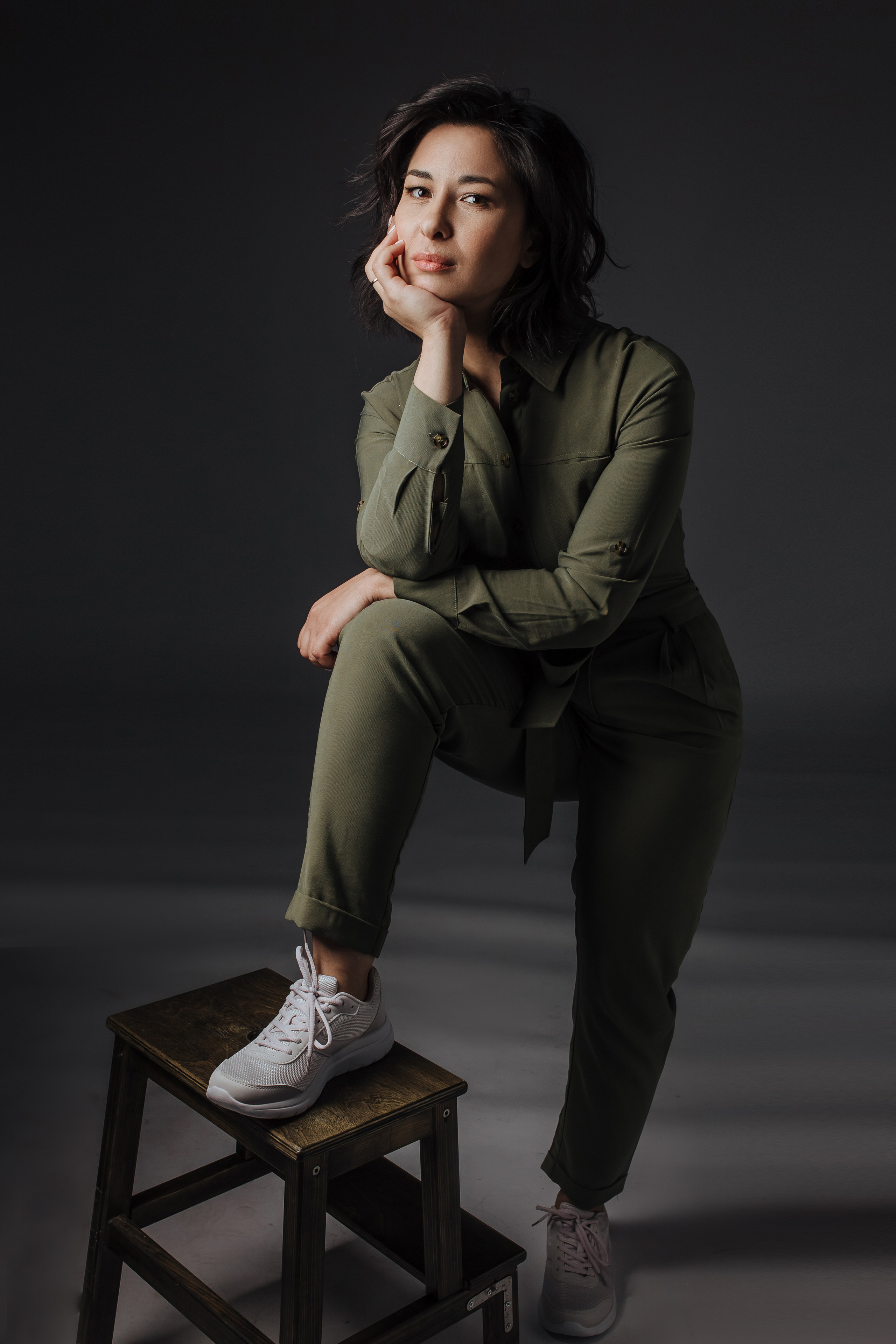 Женский портрет в студии. Саша Бычихина фотограф