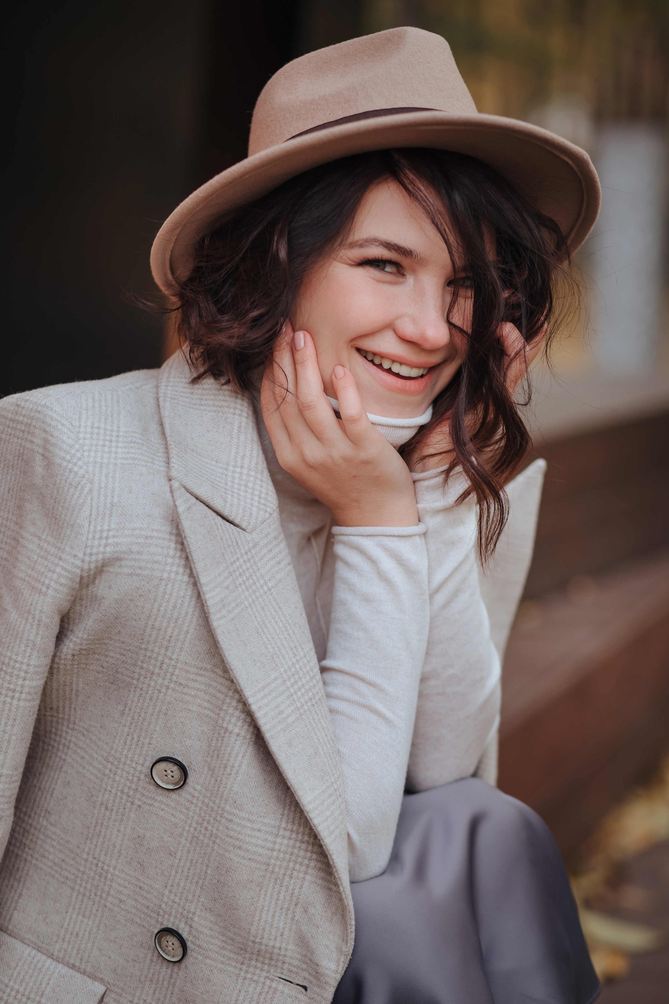 Женский портрет на улице. Саша Бычихина фотограф