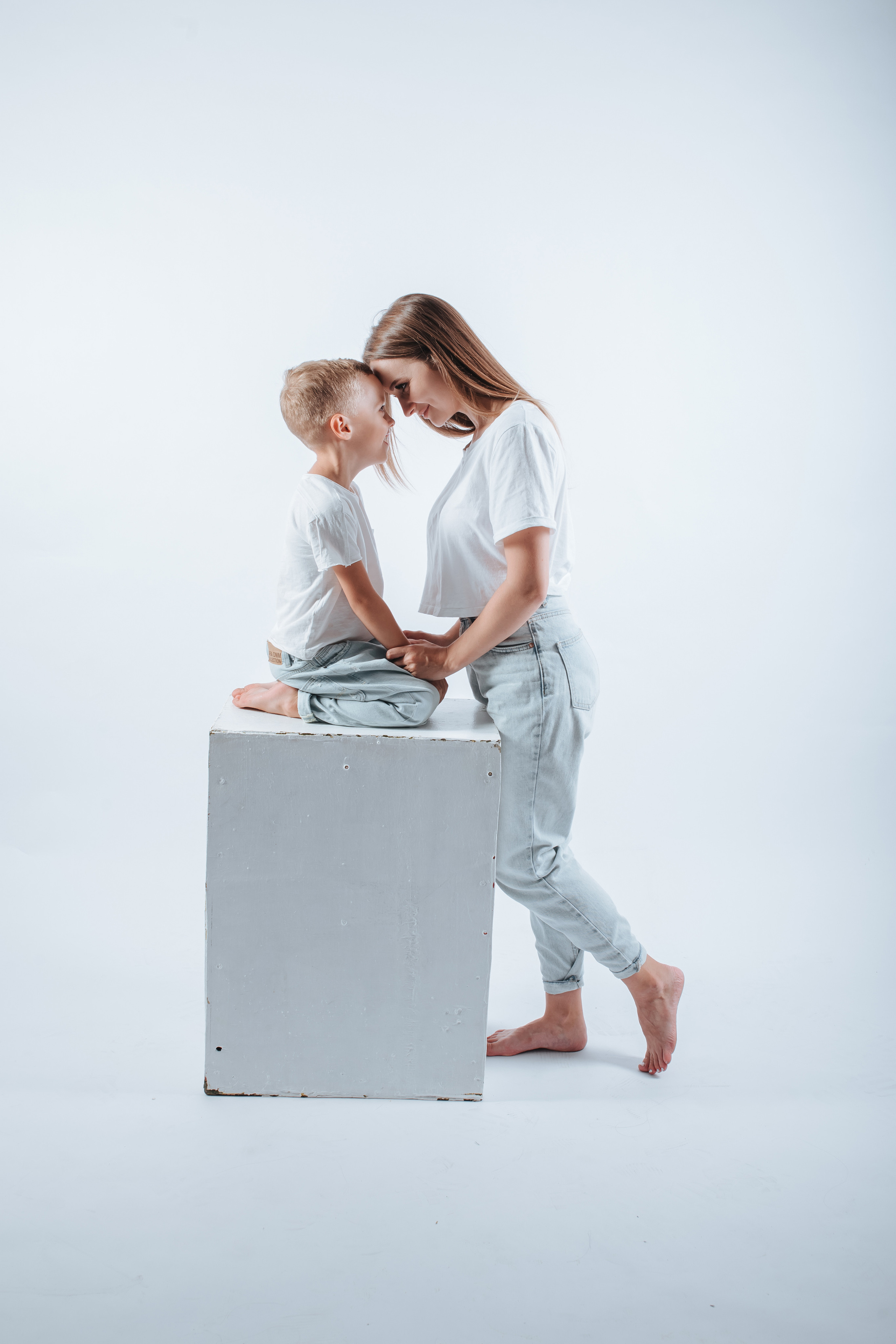 Семейная фотосессия в студии. Саша Бычихина фотограф