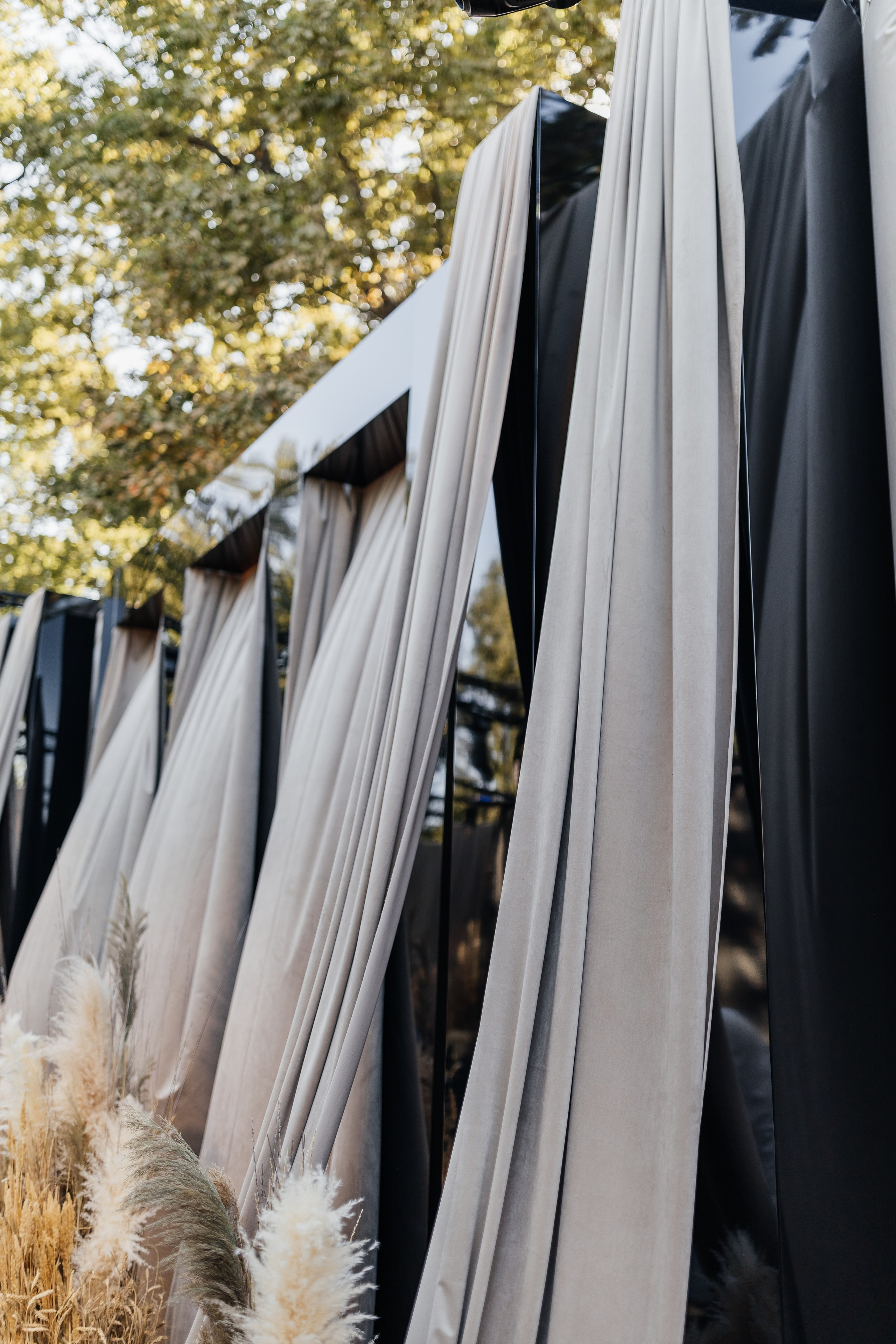 Реализация концепции декора мужского дня рождения LAZAR DECOR. Главная