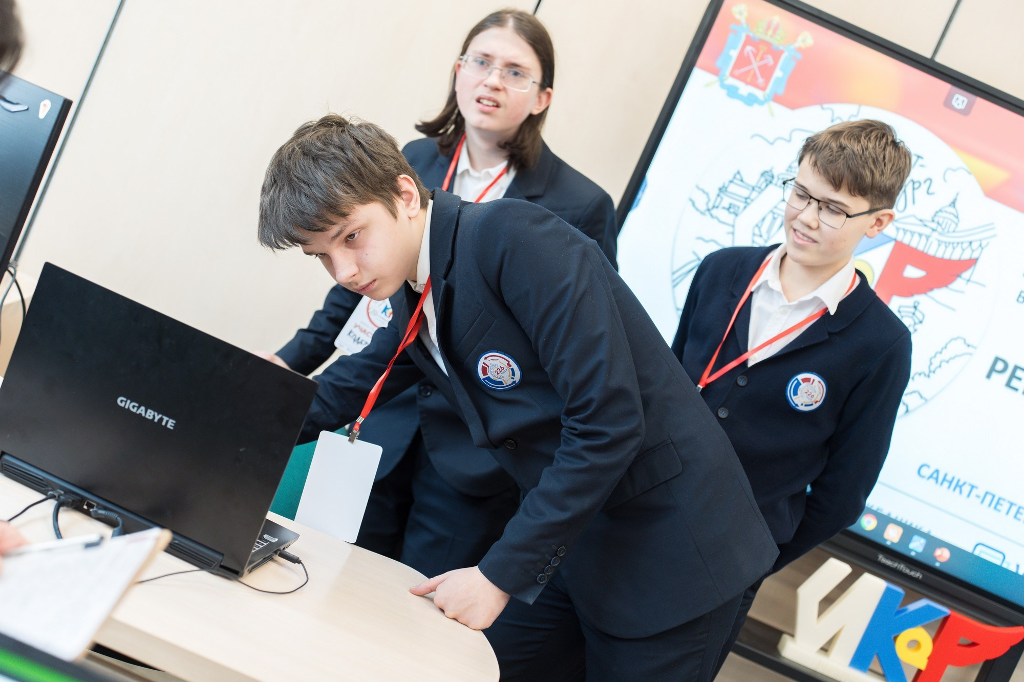 Инженерные кадры России. Репортажная съёмка в Санкт-Петербурге, Константин Петров