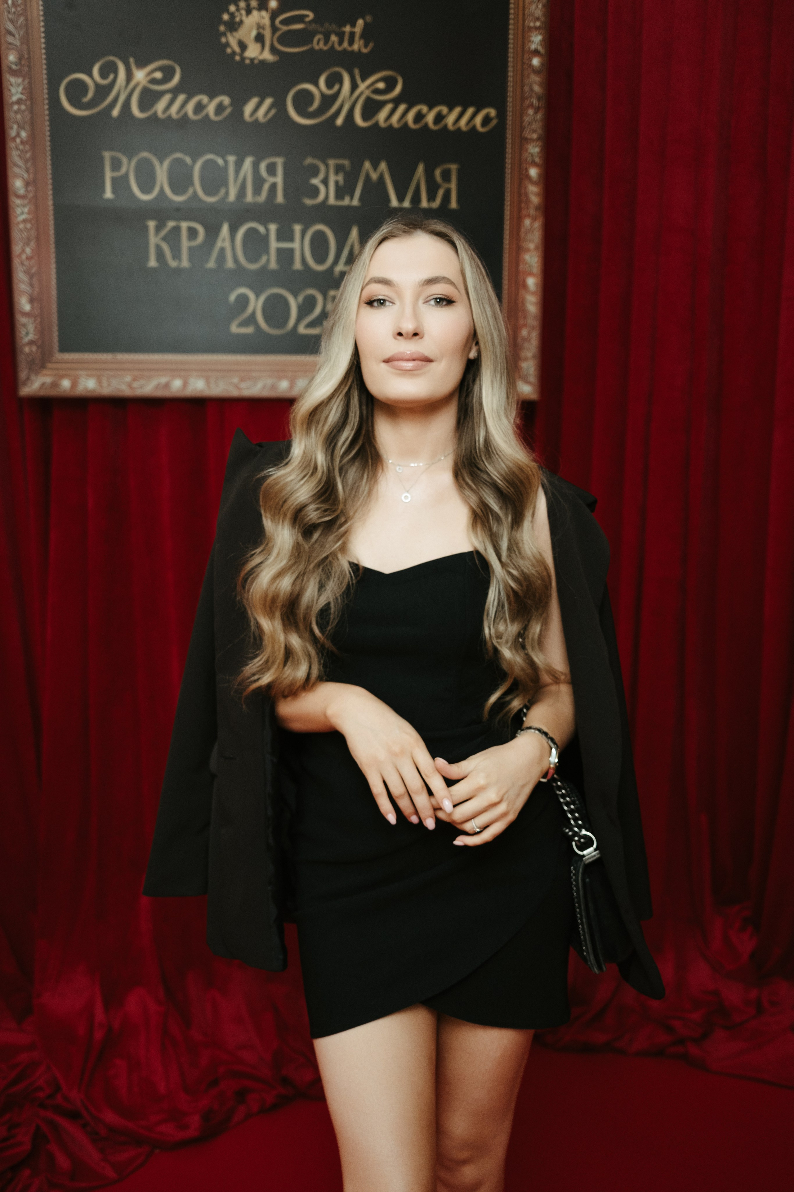 Мисс и Миссис Россия Земли Краснодар 2025. Свадебный и репортажной фотограф Денис Ожигин в Краснодаре и Краснодарском крае