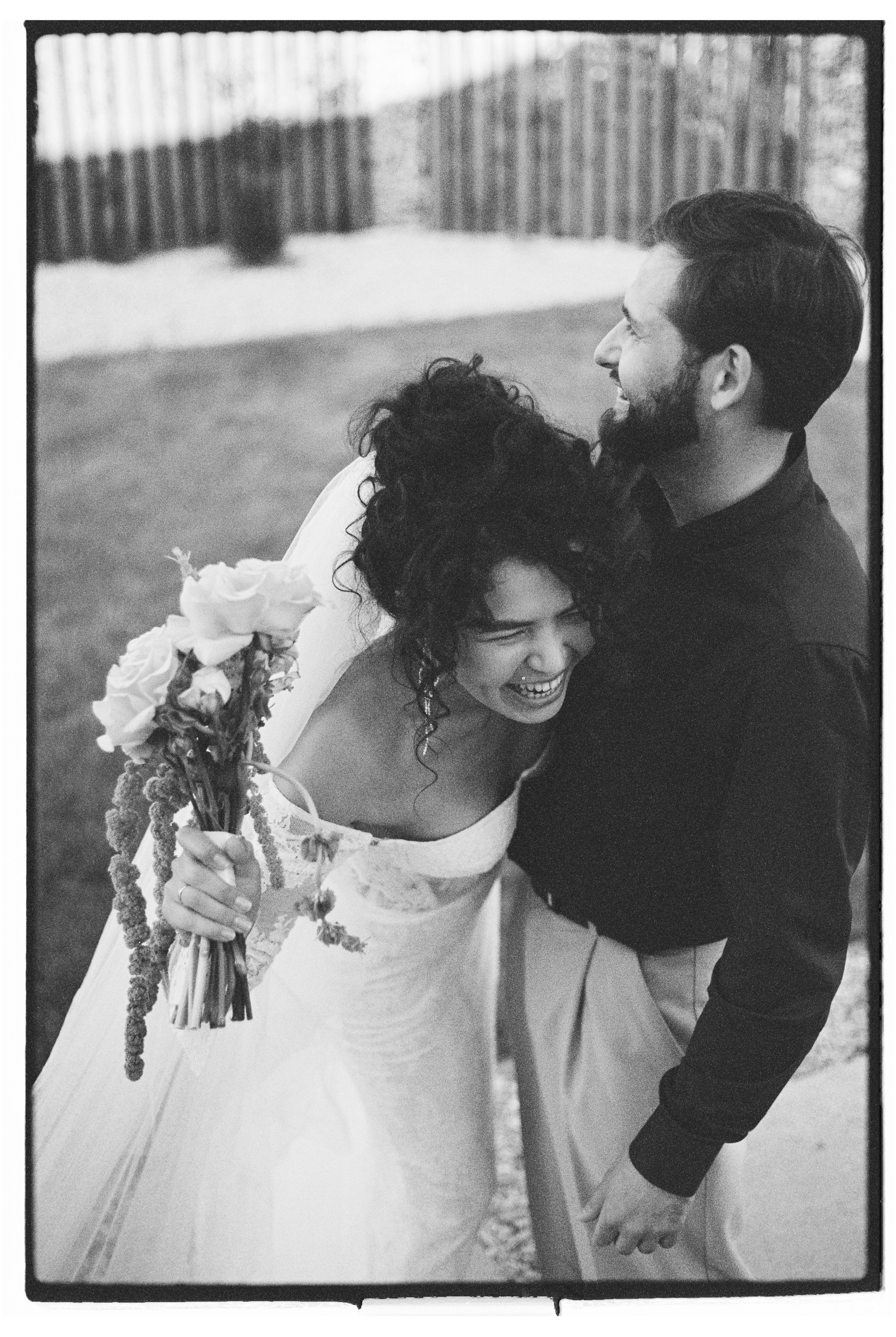 Плюс тридцать градусов на лужайке. Фотограф Андрей Куськало