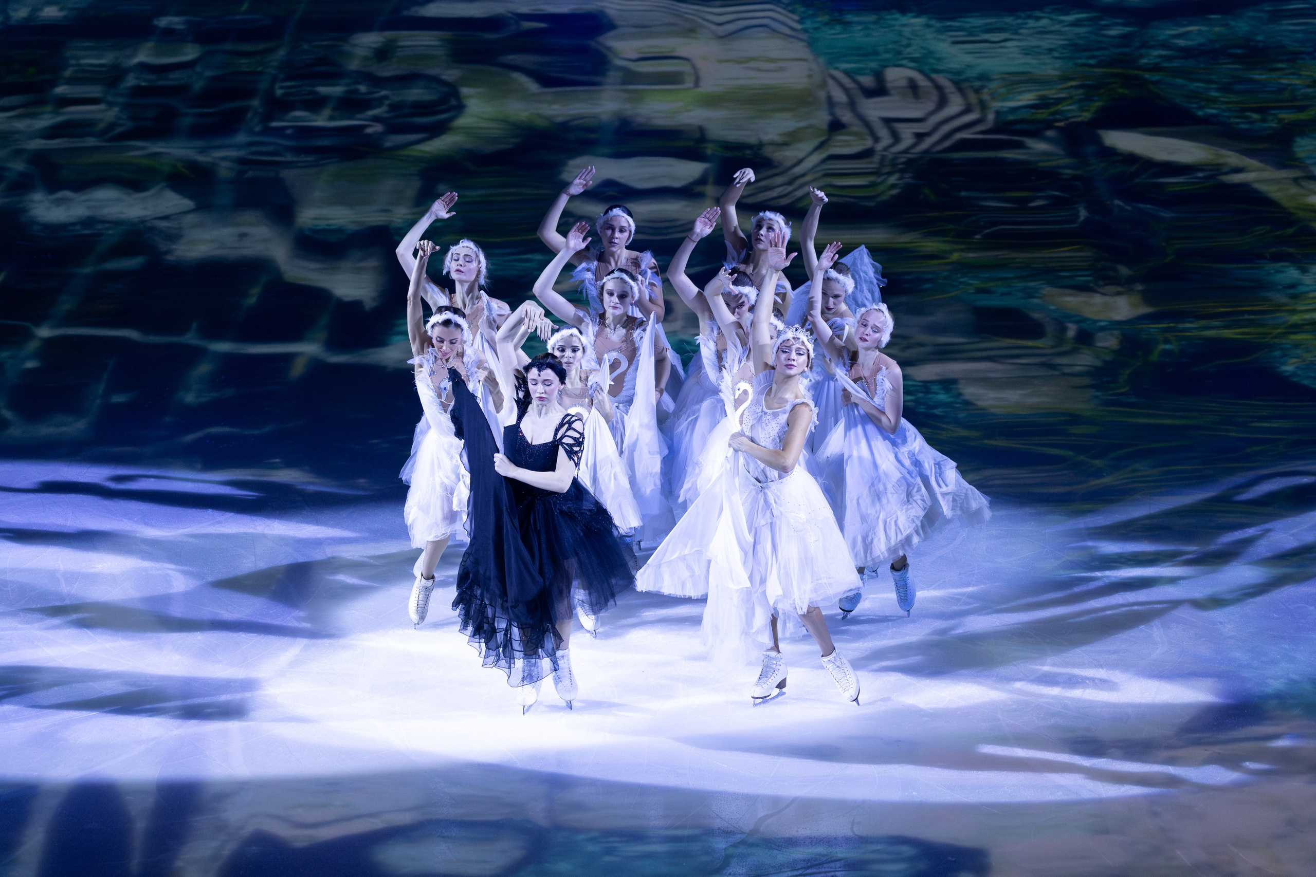 ЛЕБЕДИНОЕ ОЗЕРО