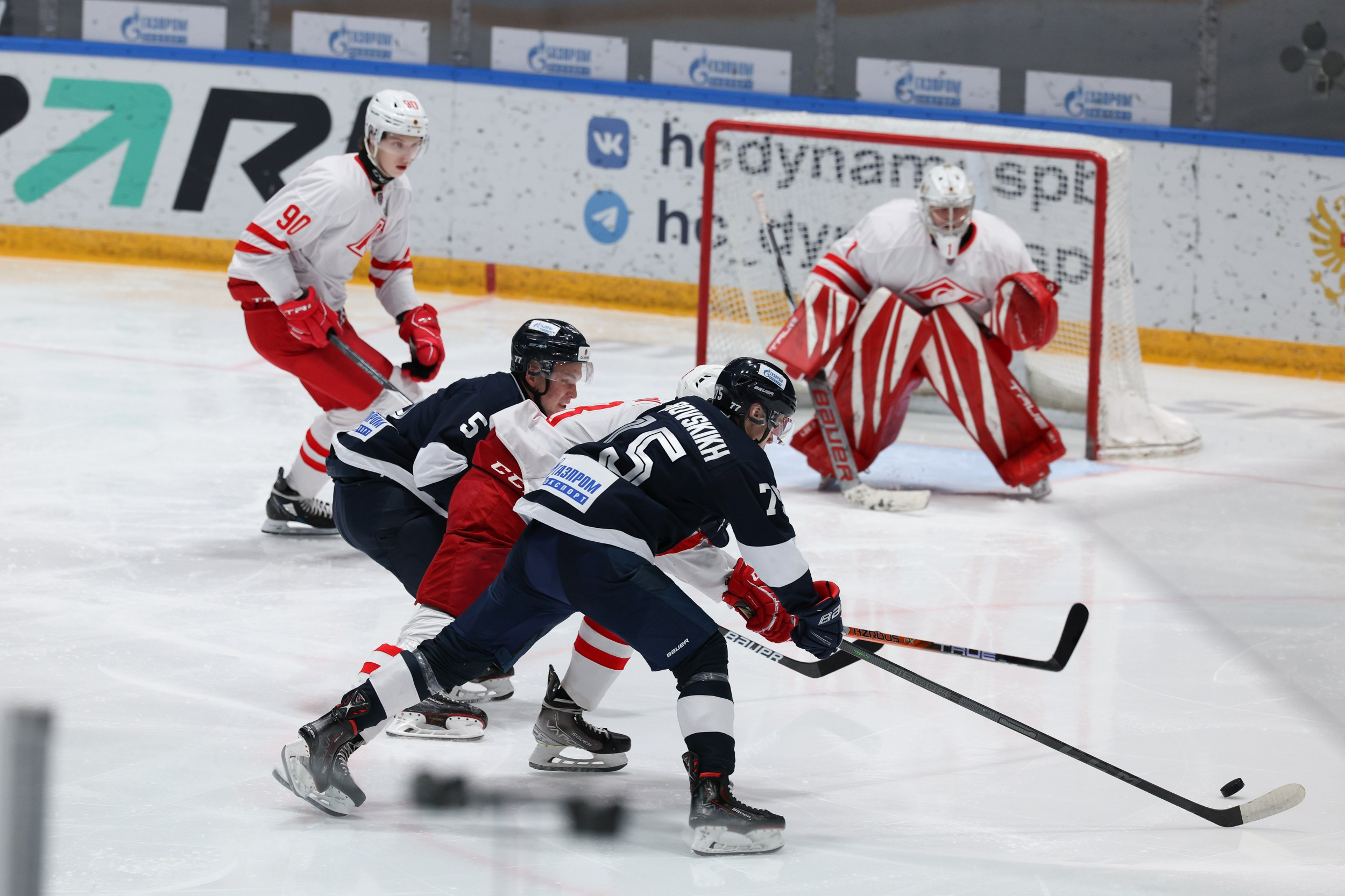 МХК Динамо — МХК Спартак. Фотограф Александр Заломаев