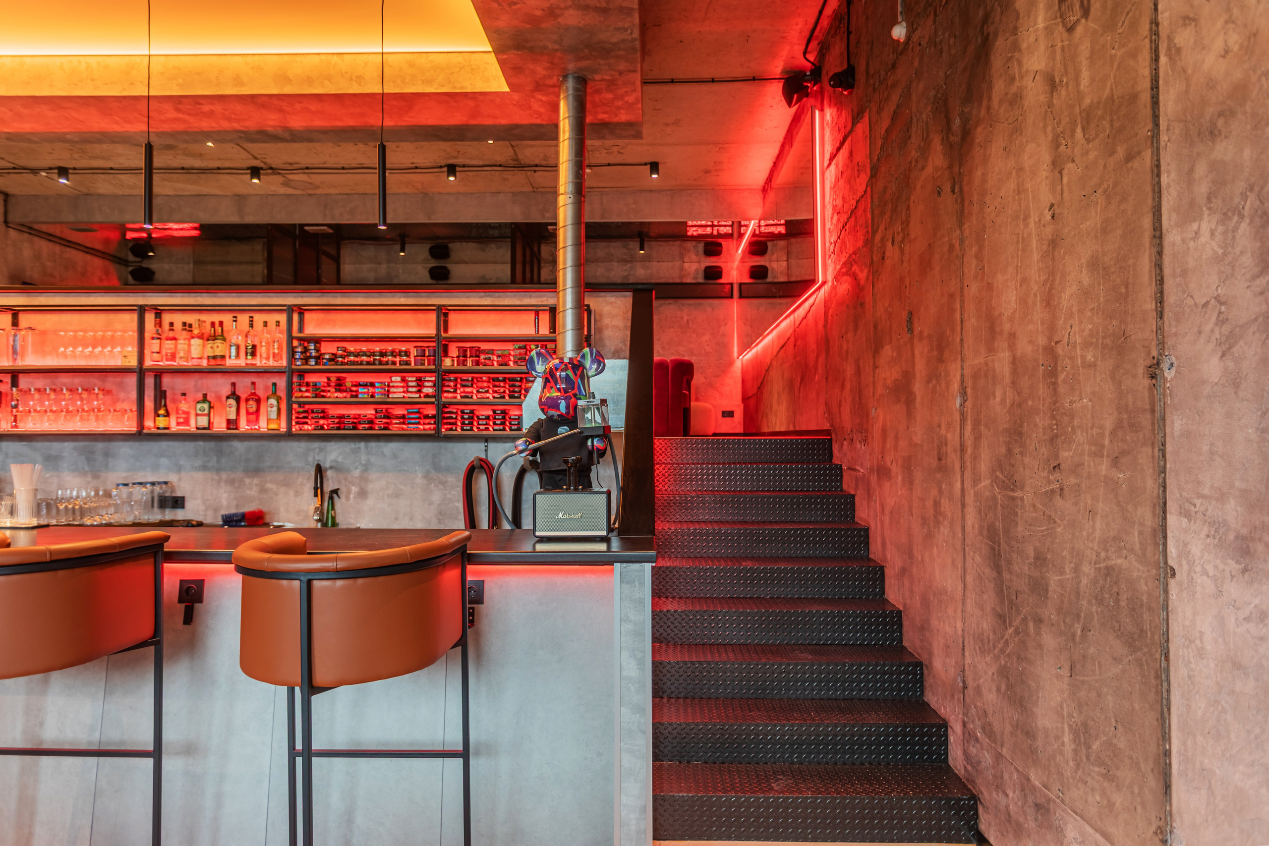 Интерьер кальянной Мята Lounge Уфа, фото Алексея Муравьёва, уютная зона отдыха с кальянами,Кальянная Мята Lounge Уфа, съёмка фотографа Алексея Муравьёва, стильный дизайн, комфортная атмосфера,Зона отдыха Мята Lounge Уфа, современные кальяны, барная стойка, фото Алексея Муравьёва,Интерьер Мята Lounge Уфа, мягкие диваны, приглушённый свет, кальяны, работа фотографа Алексея Муравьёва,Кальянная Мята Lounge Уфа, место для расслабления, общения, съёмка Алексея Муравьёва,Мята Lounge Уфа, атмосфера уюта, дыма кальянов, фото Алексея Муравьёва,Кальяны, релакс, Мята Lounge Уфа, фотография Алексея Муравьёва,Стильный лаунж, Мята Lounge Уфа, работа фотографа Алексея Муравьёва,Уютный лаунж, кальяны, Мята Lounge Уфа, фото Алексея Муравьёва,Расслабление, Мята Lounge Уфа, кальяны, комфорт, съёмка Алексея Муравьёва,Тёплая атмосфера лаунжа, Мята Lounge Уфа, мягкие кресла, дым кальянов, приятная музыка, фото Алексея Муравьёва,Расслабляющий интерьер, Мята Lounge Уфа, идеальное место для вечера, работа фотографа Алексея Муравьёва,Современная кальянная, Мята Lounge Уфа, стиль, комфорт, атмосфера, съёмка Алексея Муравьёва,Уютный лаунж-пространство, Мята Lounge Уфа, изысканные кальяны, фото Алексея Муравьёва,Мята Lounge Уфа, стиль, комфорт, дым кальянов, работа фотографа Алексея Муравьёва,Барная стойка, кальяны, лаунж, Мята Lounge Уфа, съёмка Алексея Муравьёва,Современные кальяны, интерьер, Мята Lounge Уфа, фото Алексея Муравьёва,Декор лаунжа, Мята Lounge, стильные элементы, Уфа, работа фотографа Алексея Муравьёва,Зона кальянов, Мята Lounge Уфа, уют, стиль, съёмка Алексея Муравьёва,Атмосфера лаунжа, мягкие диваны, кальяны, Мята Lounge Уфа, фото Алексея Муравьёва