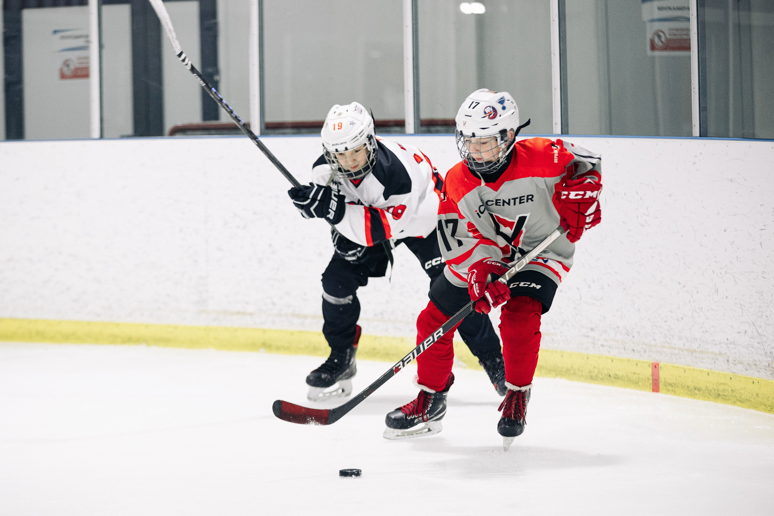Первенство Тюмени по хоккею. MIG — студия спортивной фотографии Михаила Голянского
