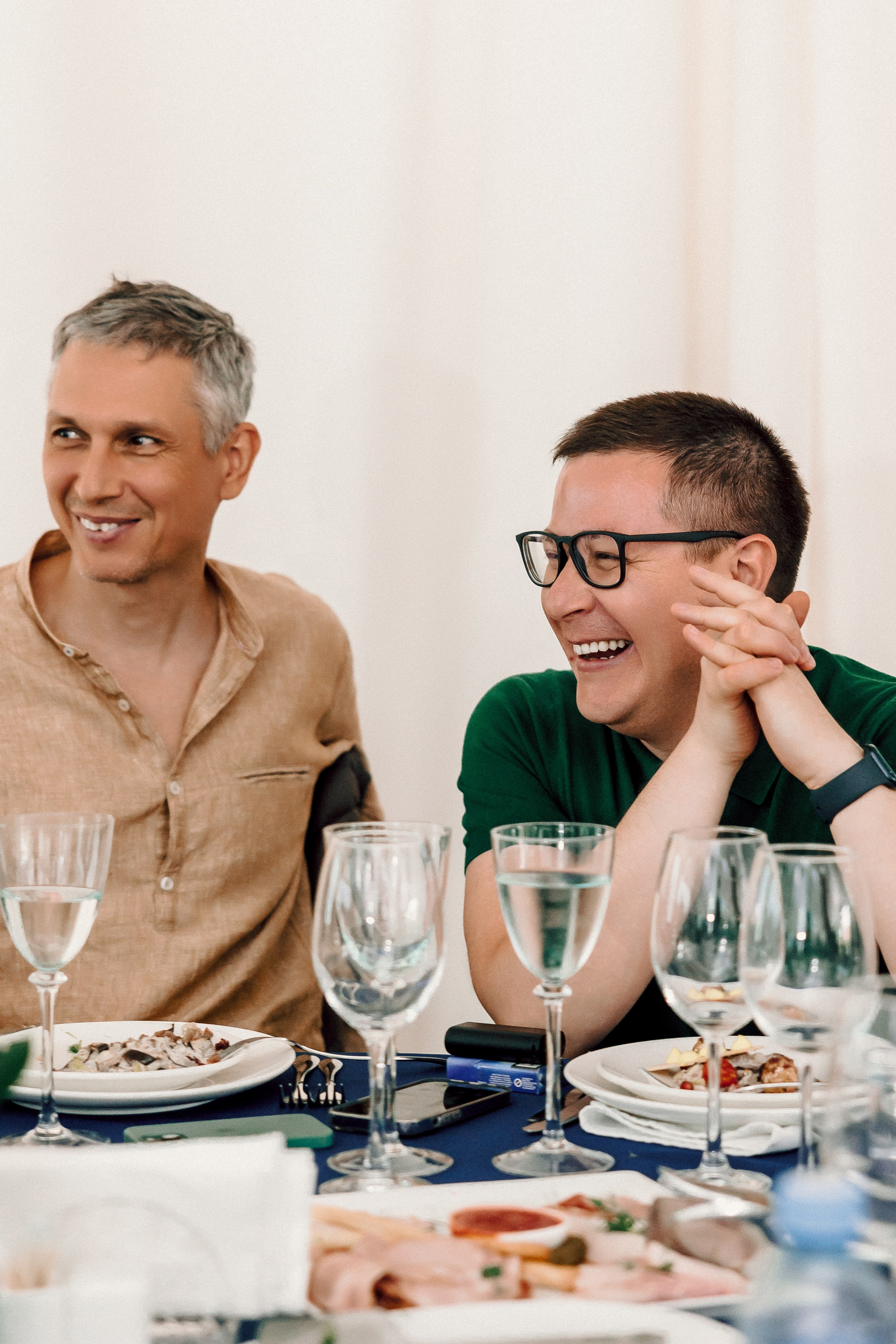 УММ2 — Летний корпоратив. Лёшка Варзегов — фотограф