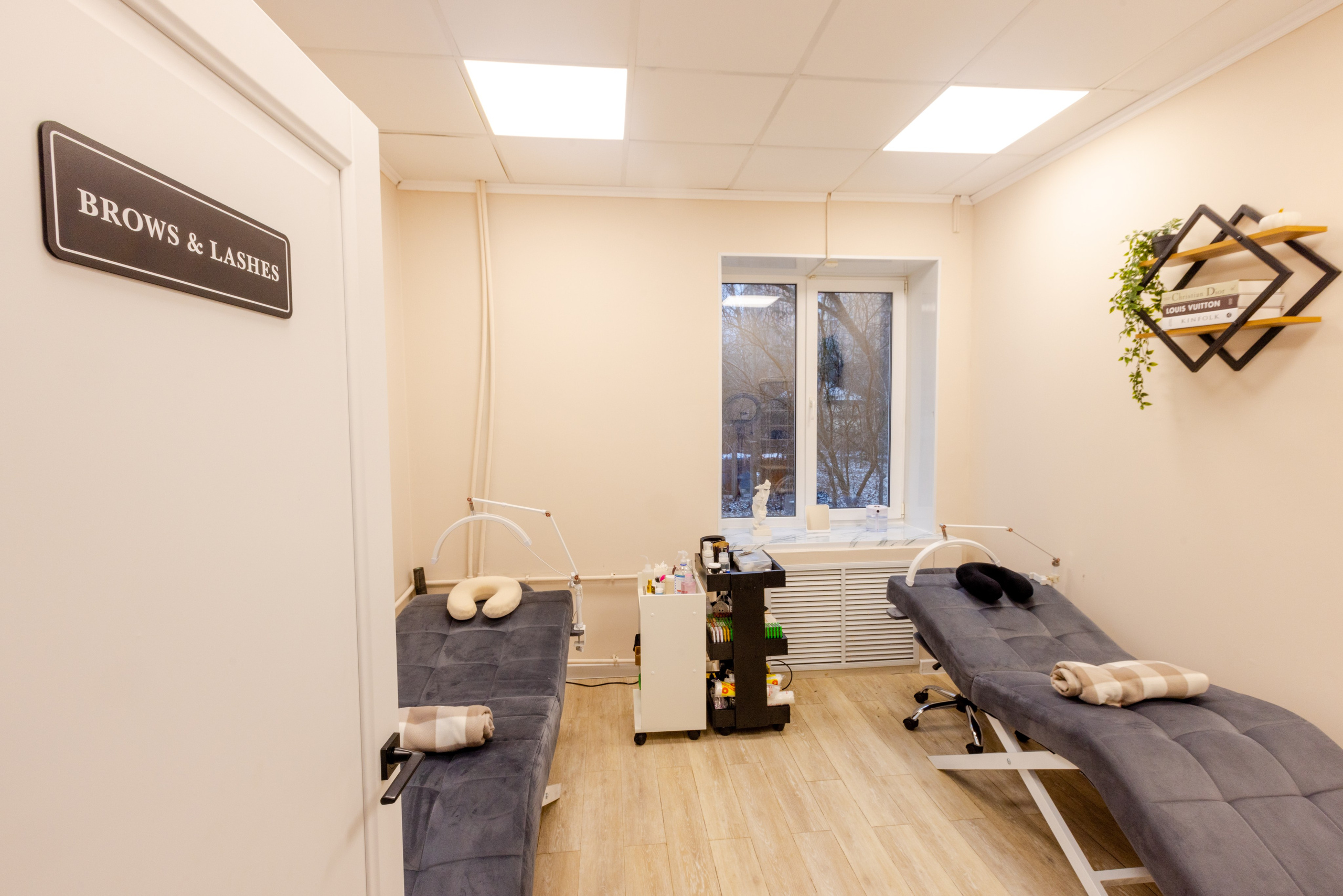 Место маникюра. Фотограф в Туле Крупский АнДРей. Фотостудия «КАДР71» в Туле