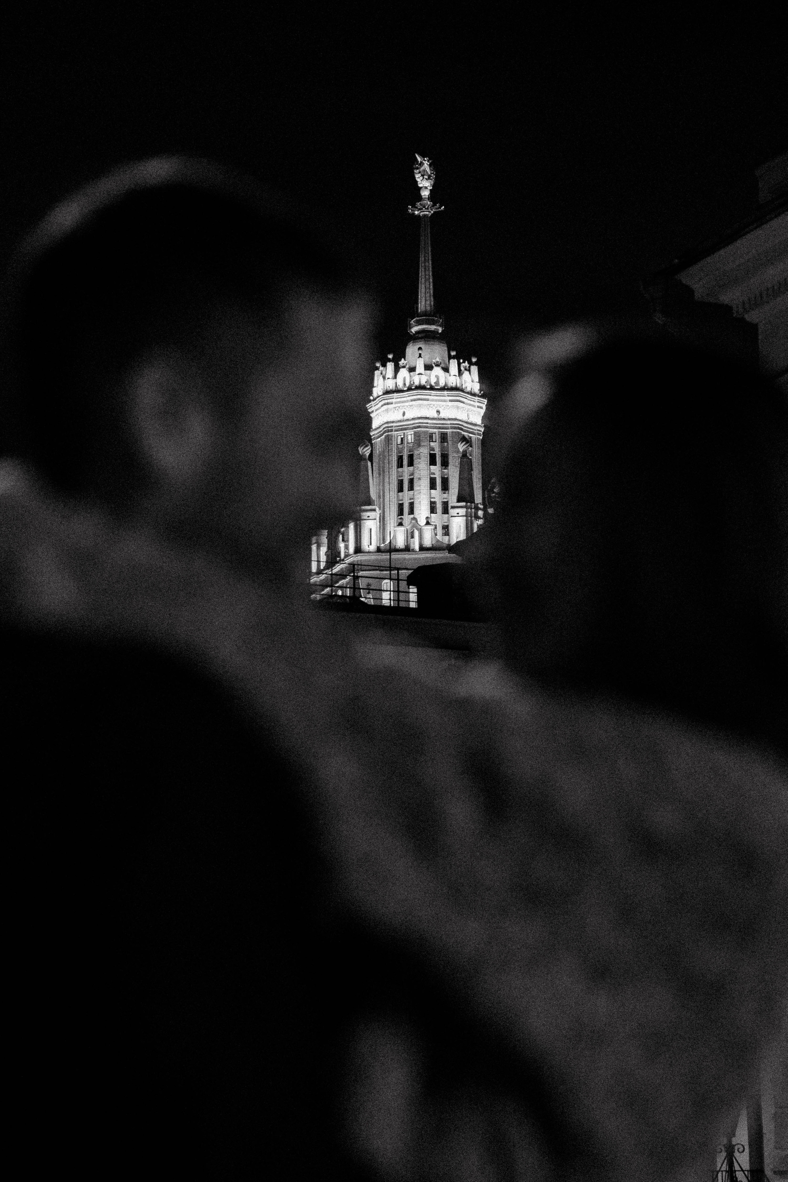 В огнях ночного города. Фотограф Елизавета Миронова