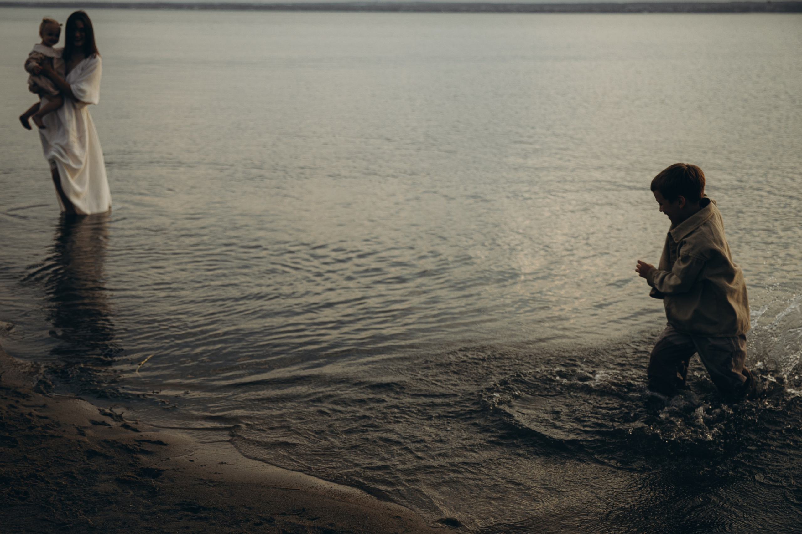 У озера. Фотограф  Челябинск Варвара Шарапова