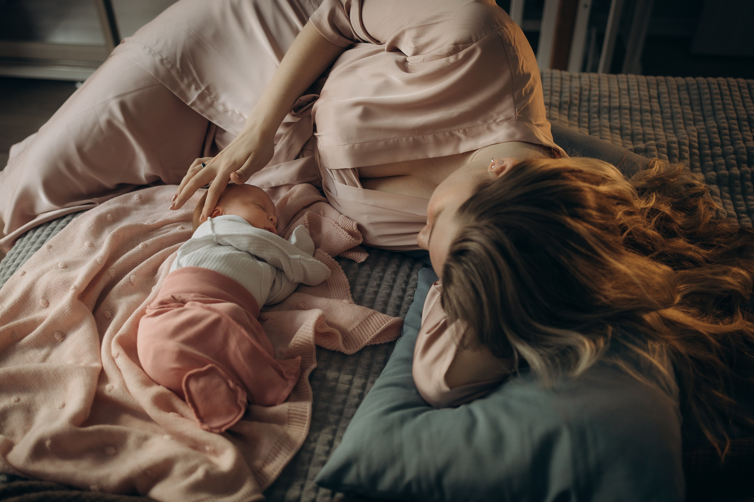 Первые дни дома. Семейный и детский фотограф, женский портрет Москва Светлана Мертикова