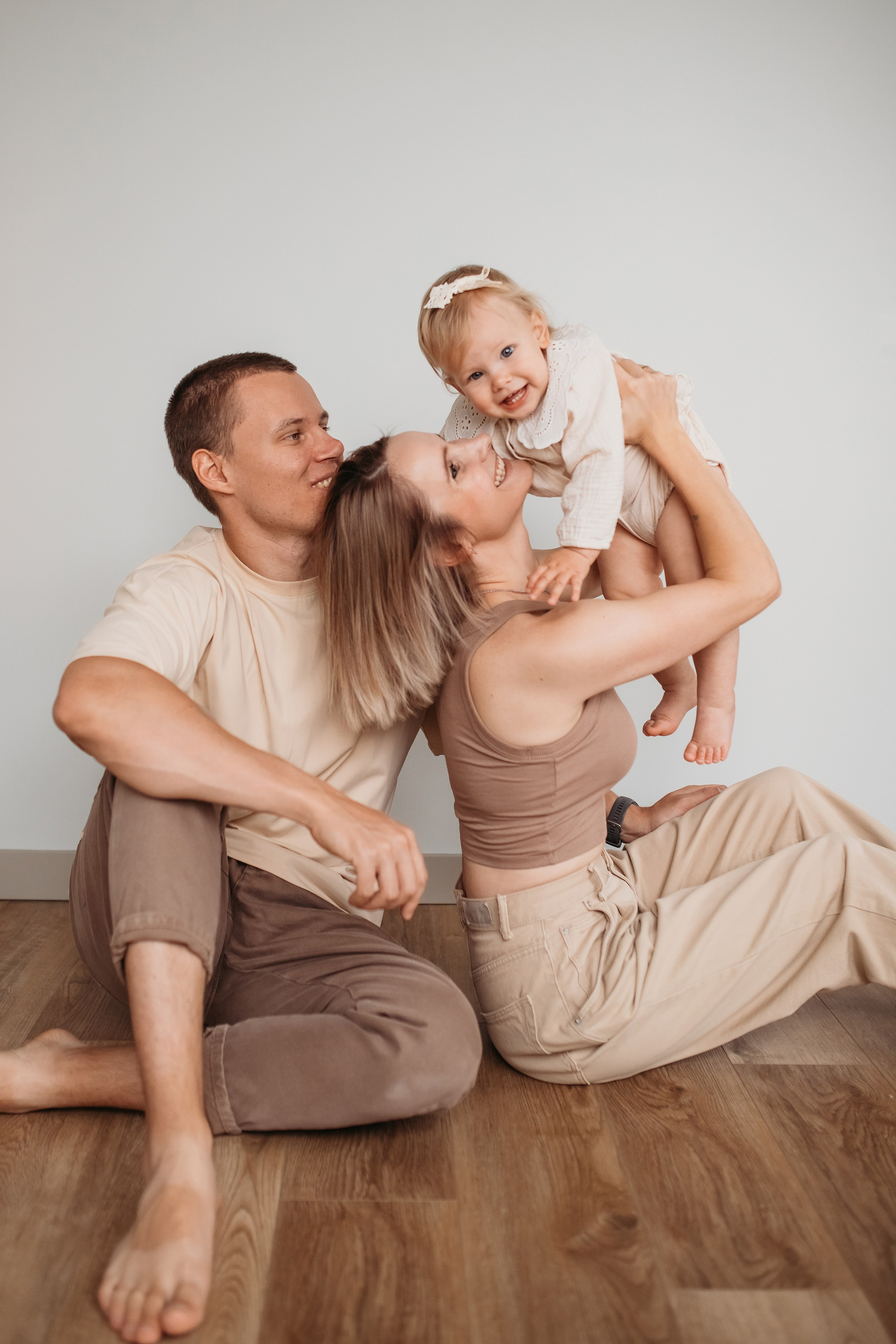 Ксюша (домашняя история). Семейный и детский фотограф Минск, Беларусь