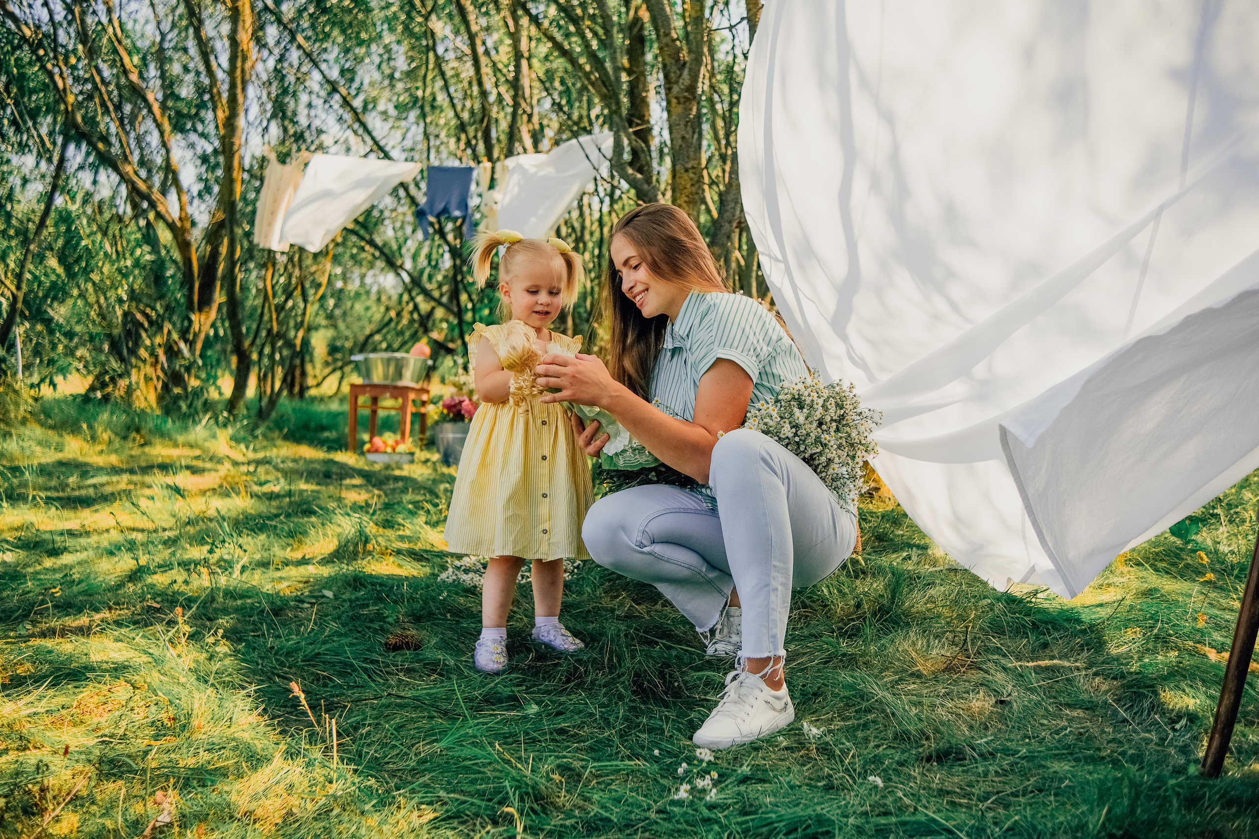 Алина с малышами. Nattie.ph