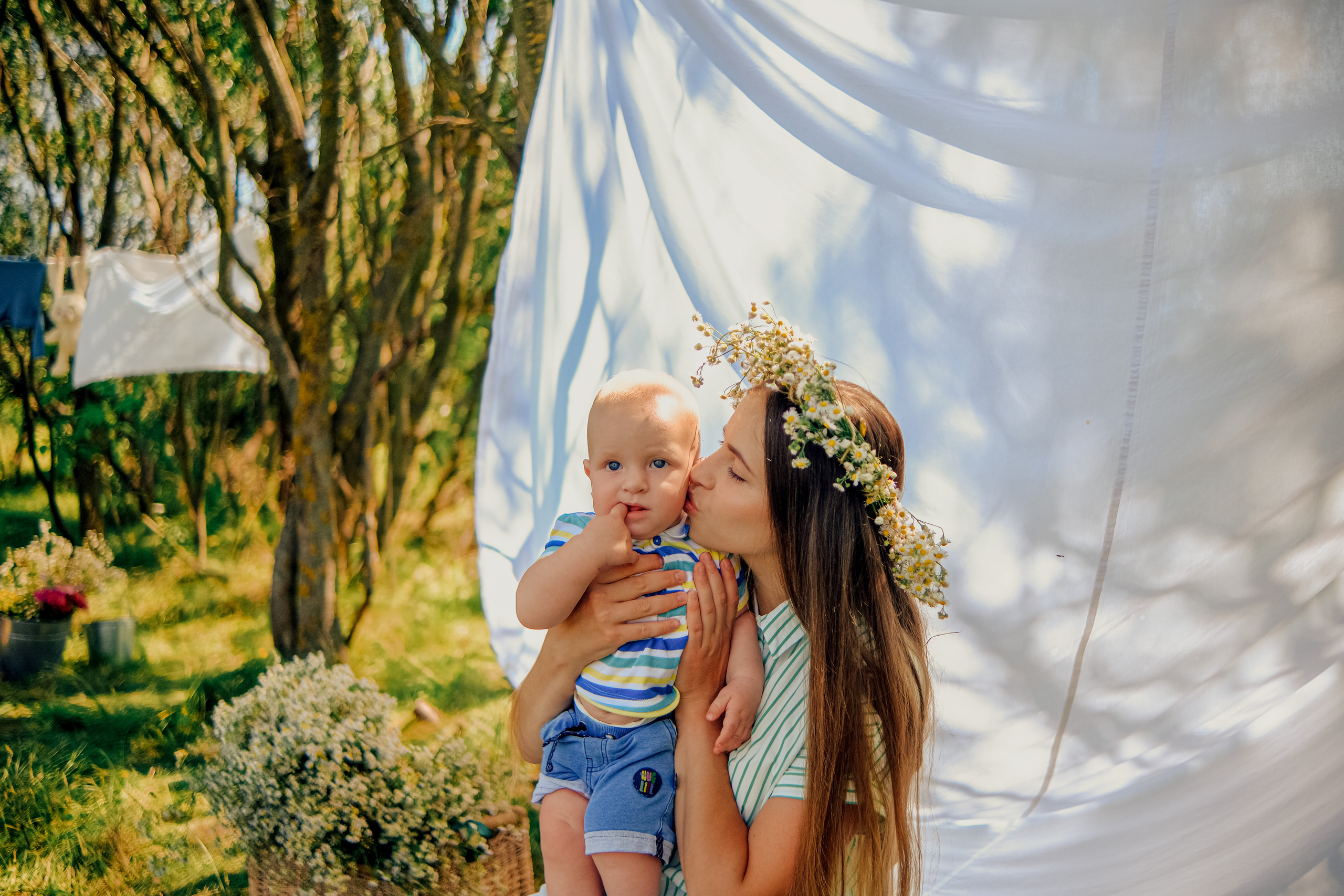 Алина с малышами. Nattie.ph