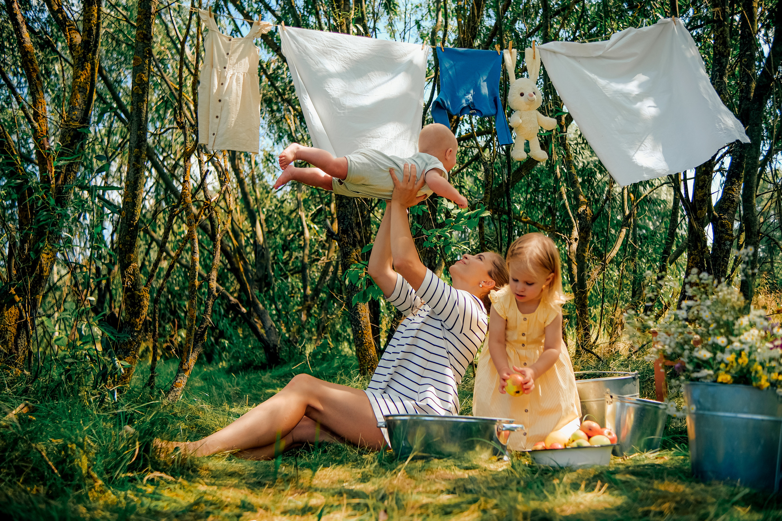 Алина с малышами. Nattie.ph