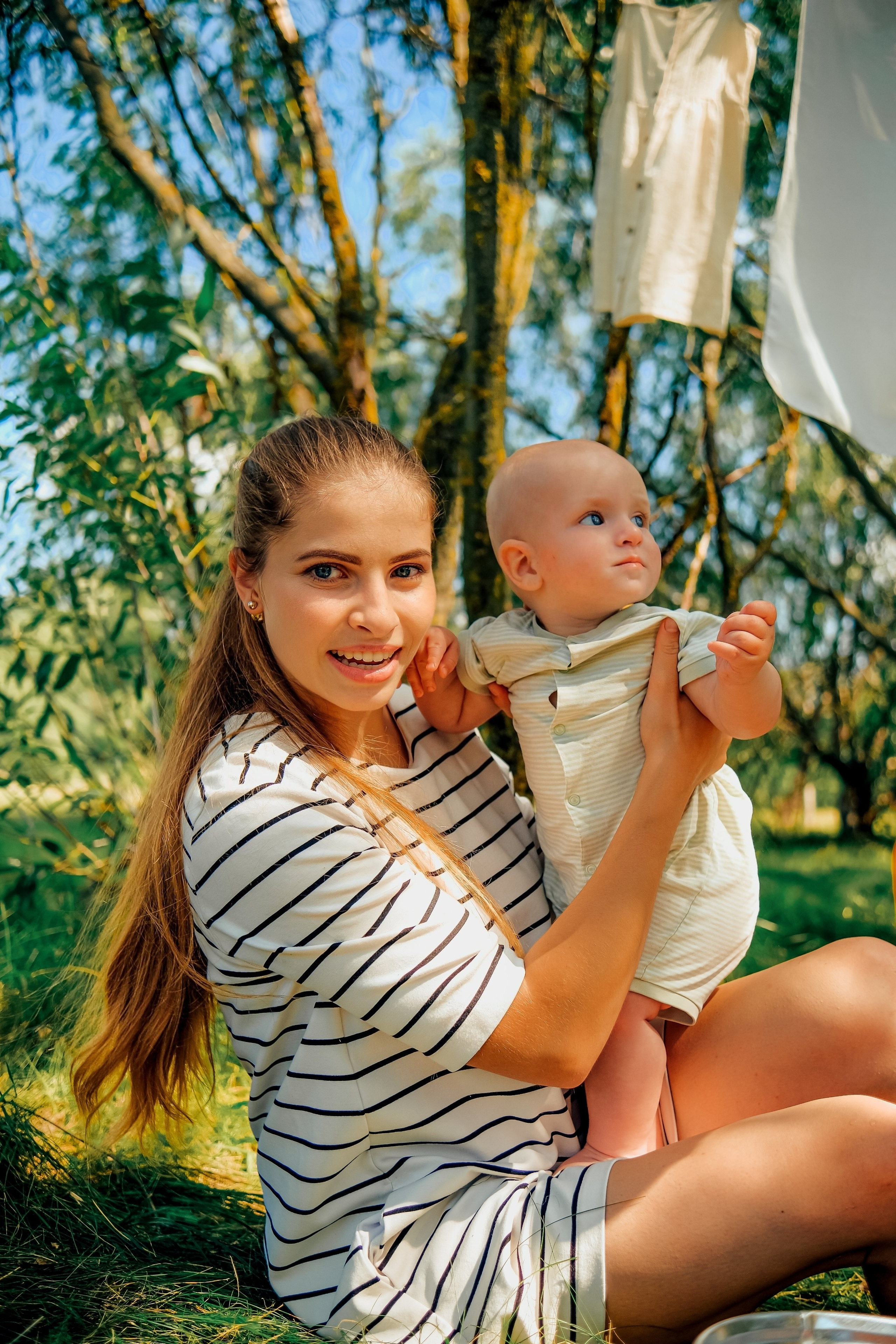 Алина с малышами. Nattie.ph