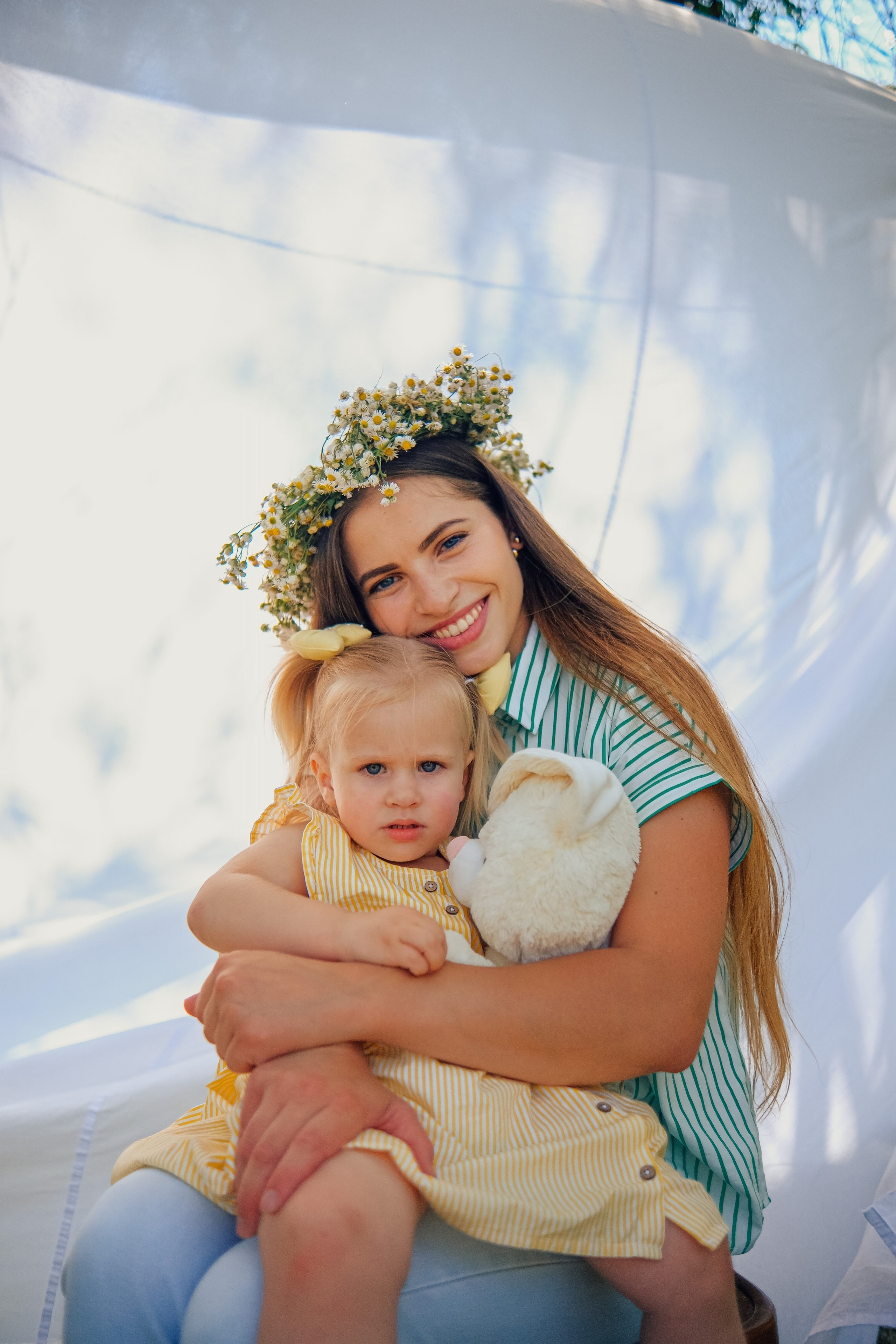 Алина с малышами. Nattie.ph