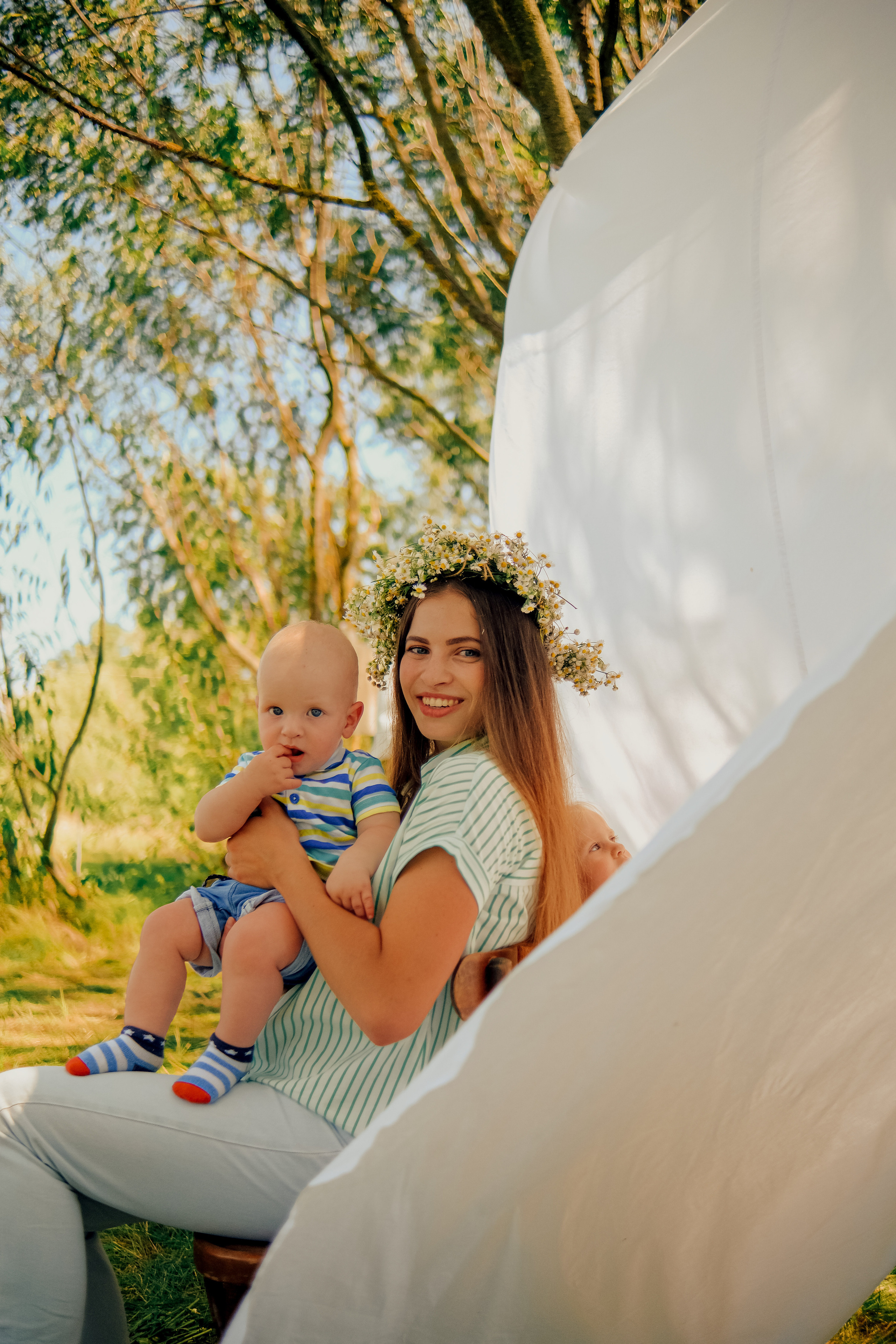 Алина с малышами. Nattie.ph