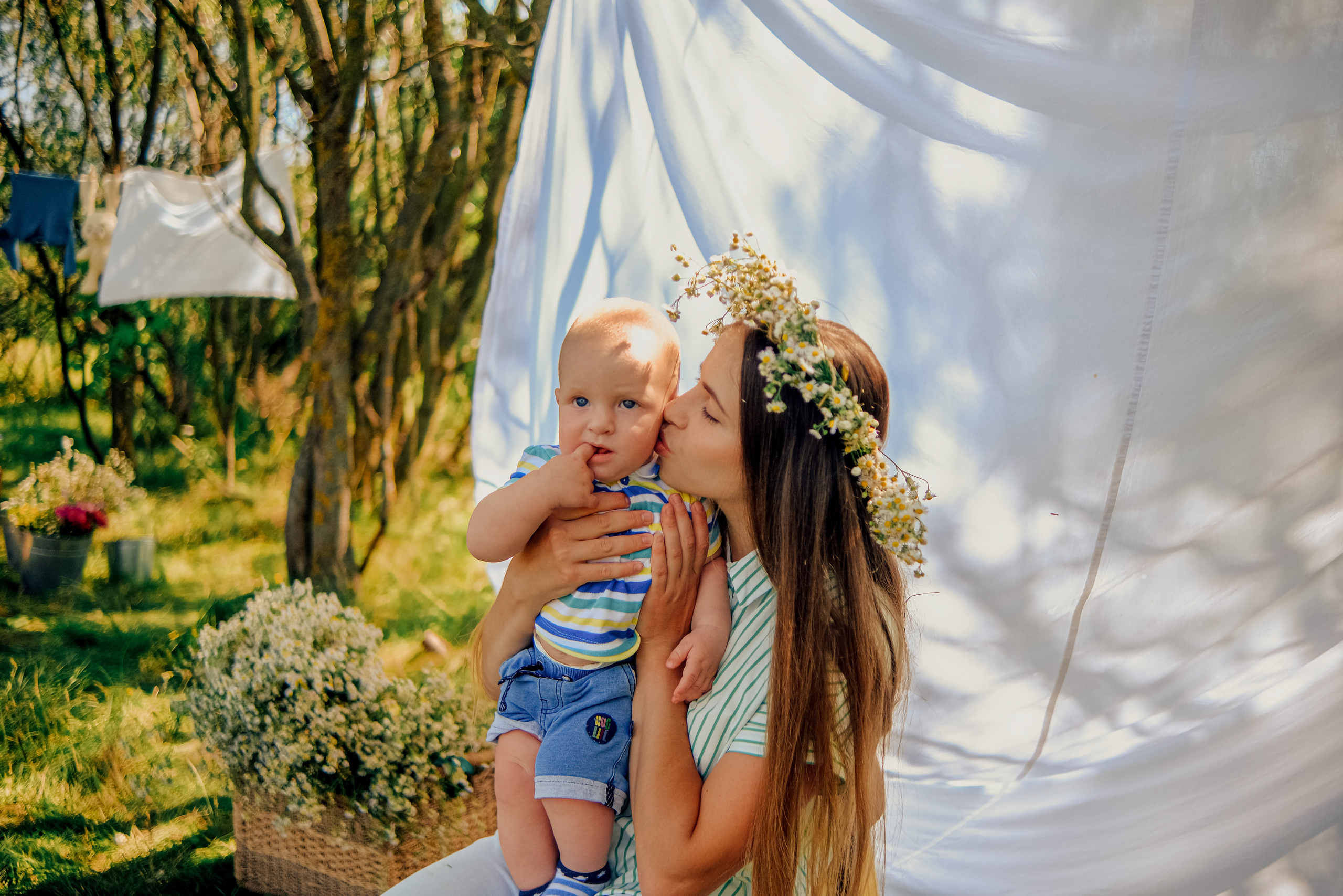 Алина с малышами. Nattie.ph