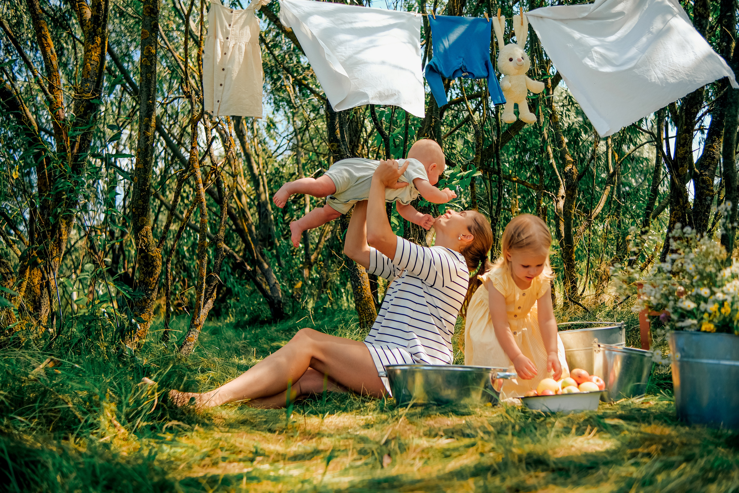 Алина с малышами. Nattie.ph