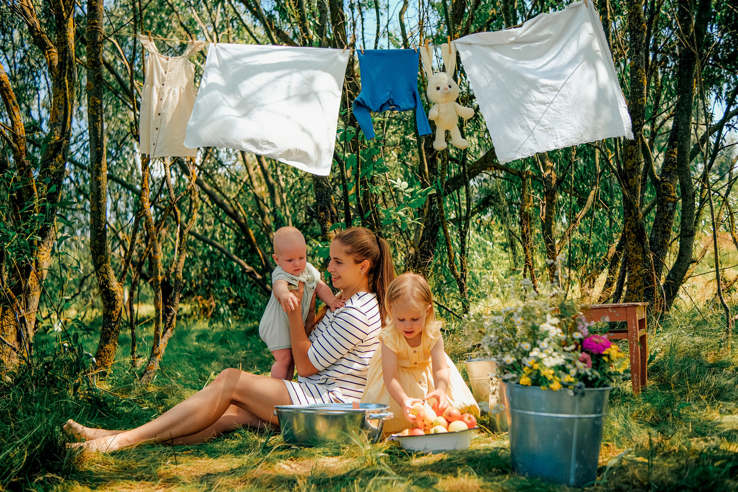 Алина с малышами. Nattie.ph