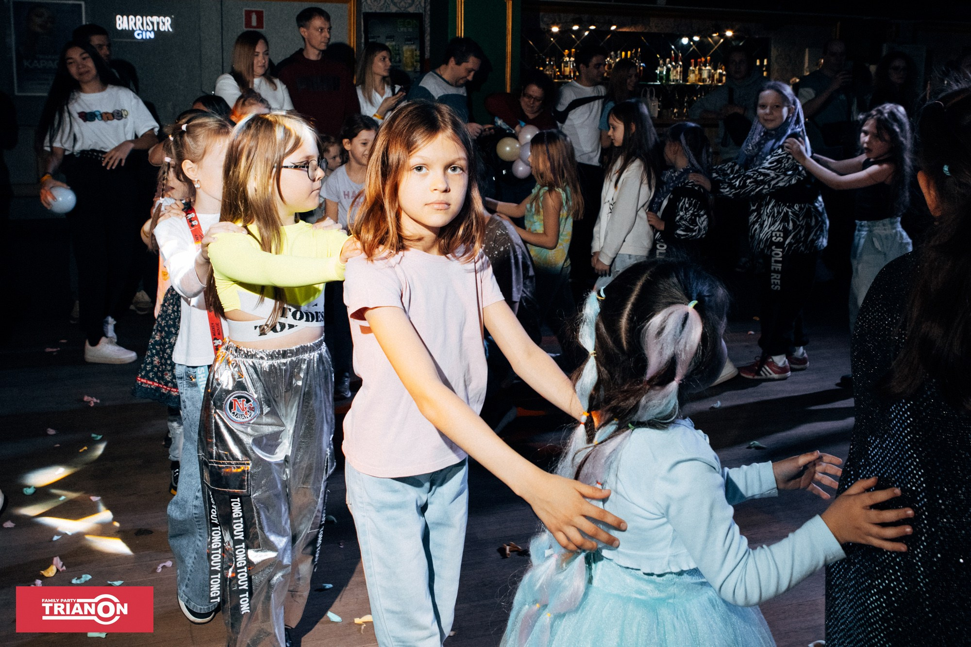 Семейная дискотека TRIANON. Фотограф Владимир Молоканов