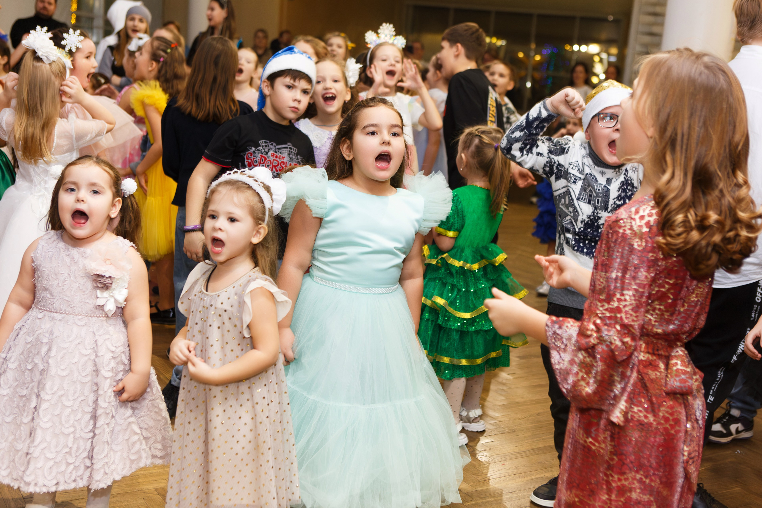 Театр-студия «ОК"ФАНТАЗИЯ» — „НОВЫЙ ГОД С ФАНТАЗИЕЙ“. Профессиональный фотограф в Мценске и Орловской области