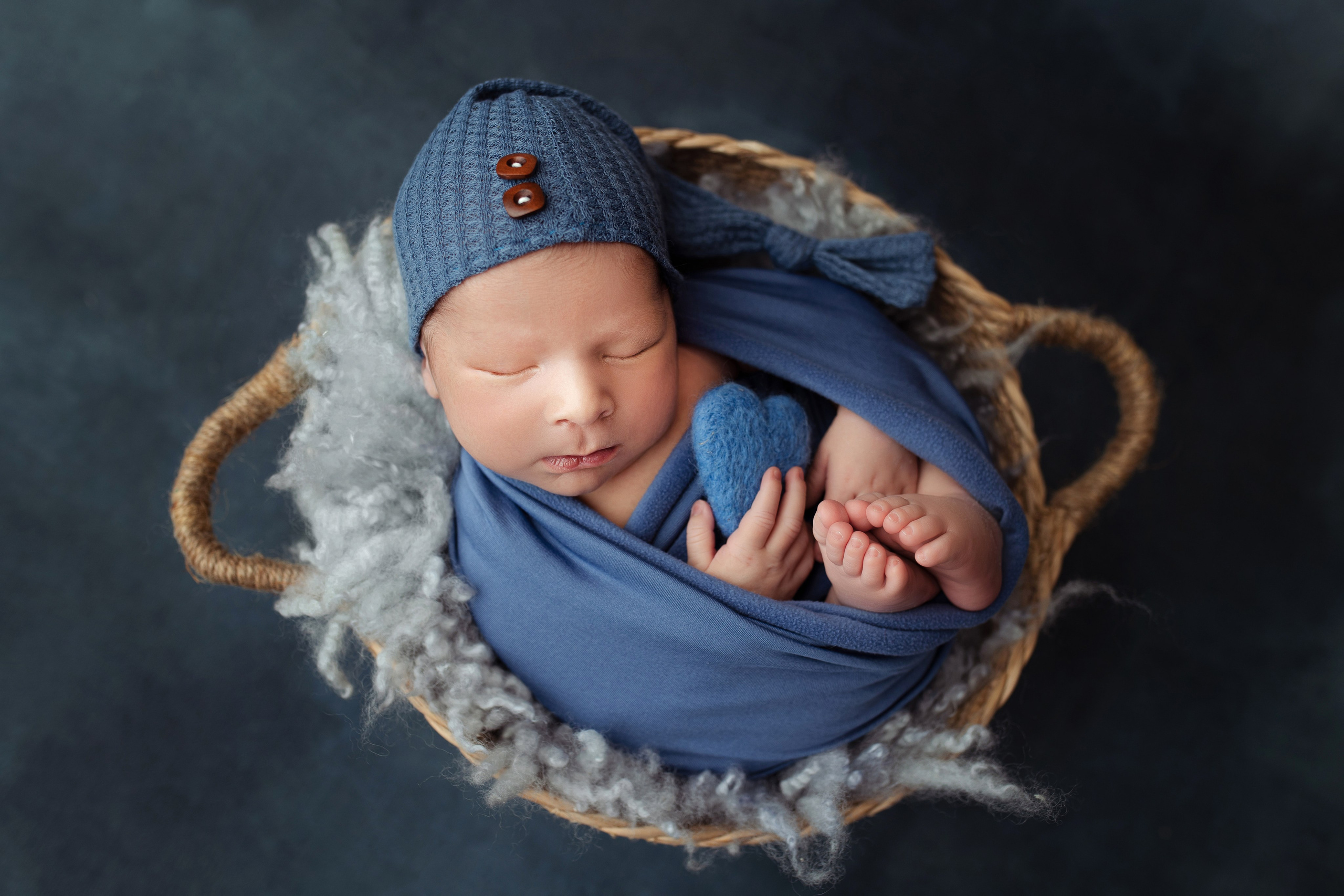 Новорожденные. Фотограф беременности, новорожденных Москва. годики под ключ