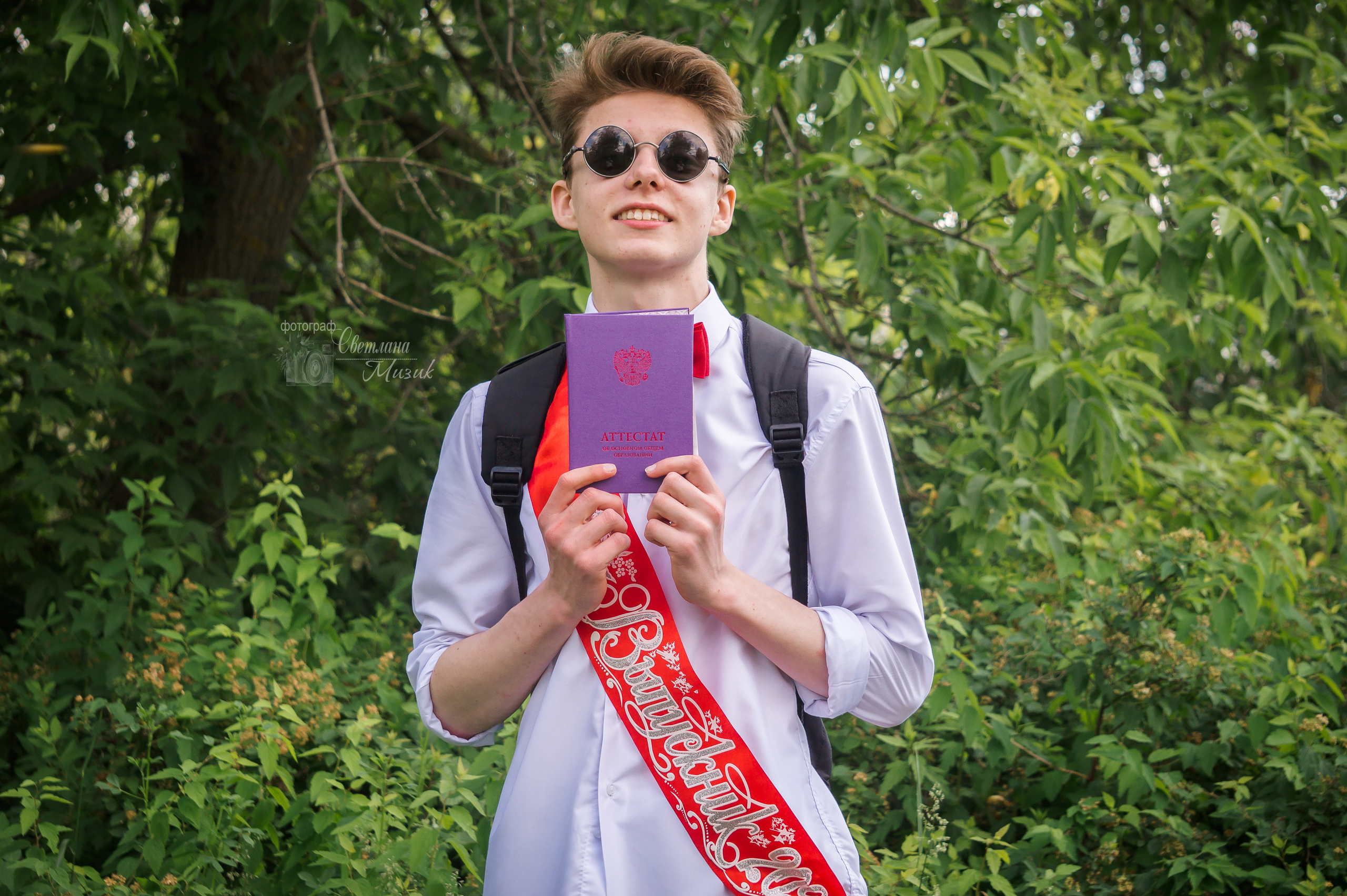 Фотосъемка в детском саду фотосъемка в школе Дипломы Выпускник Фотопла. Фотосъемка в детском саду и школе. Фотоальбомы и фотокниги ВЫПУСКНИК