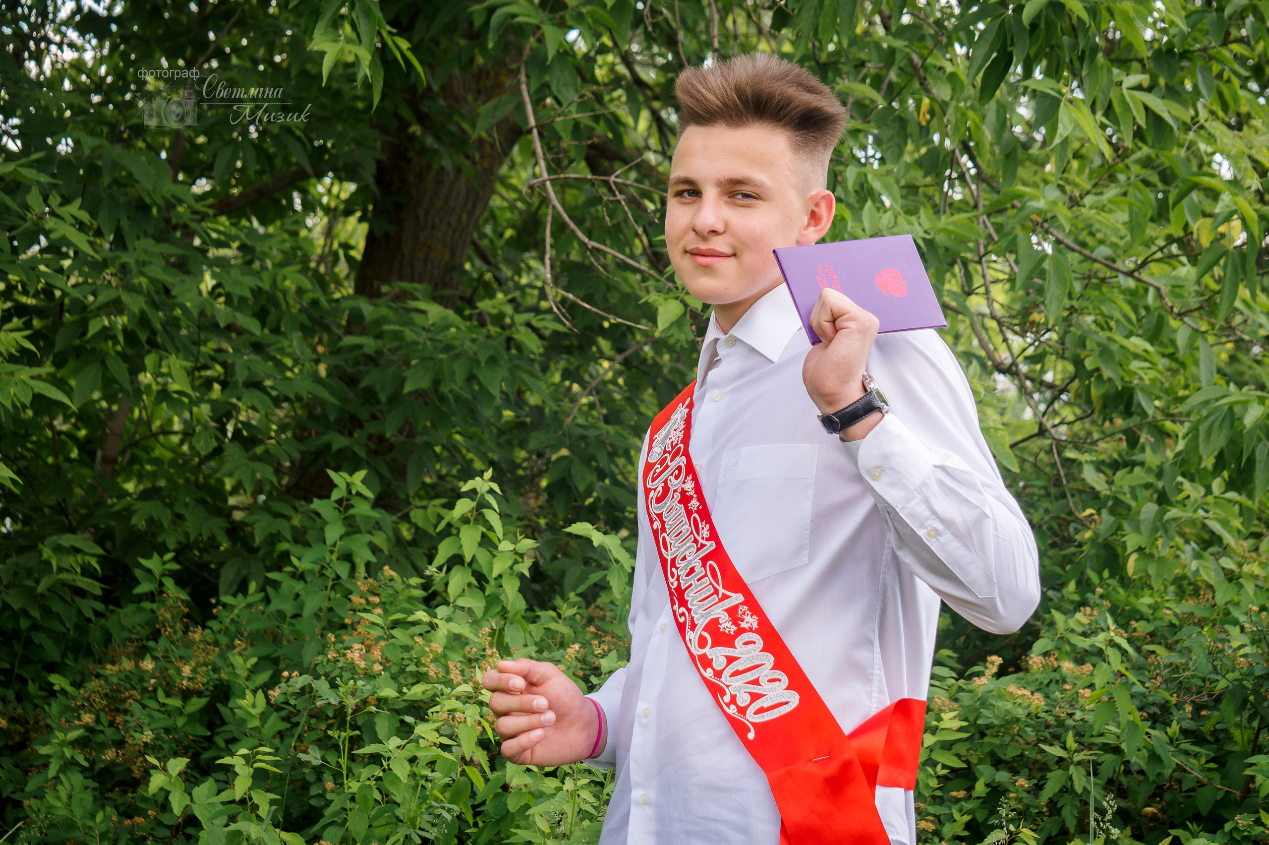 Фотосъемка в детском саду фотосъемка в школе Дипломы Выпускник Фотопла. Фотосъемка в детском саду и школе. Фотоальбомы и фотокниги ВЫПУСКНИК