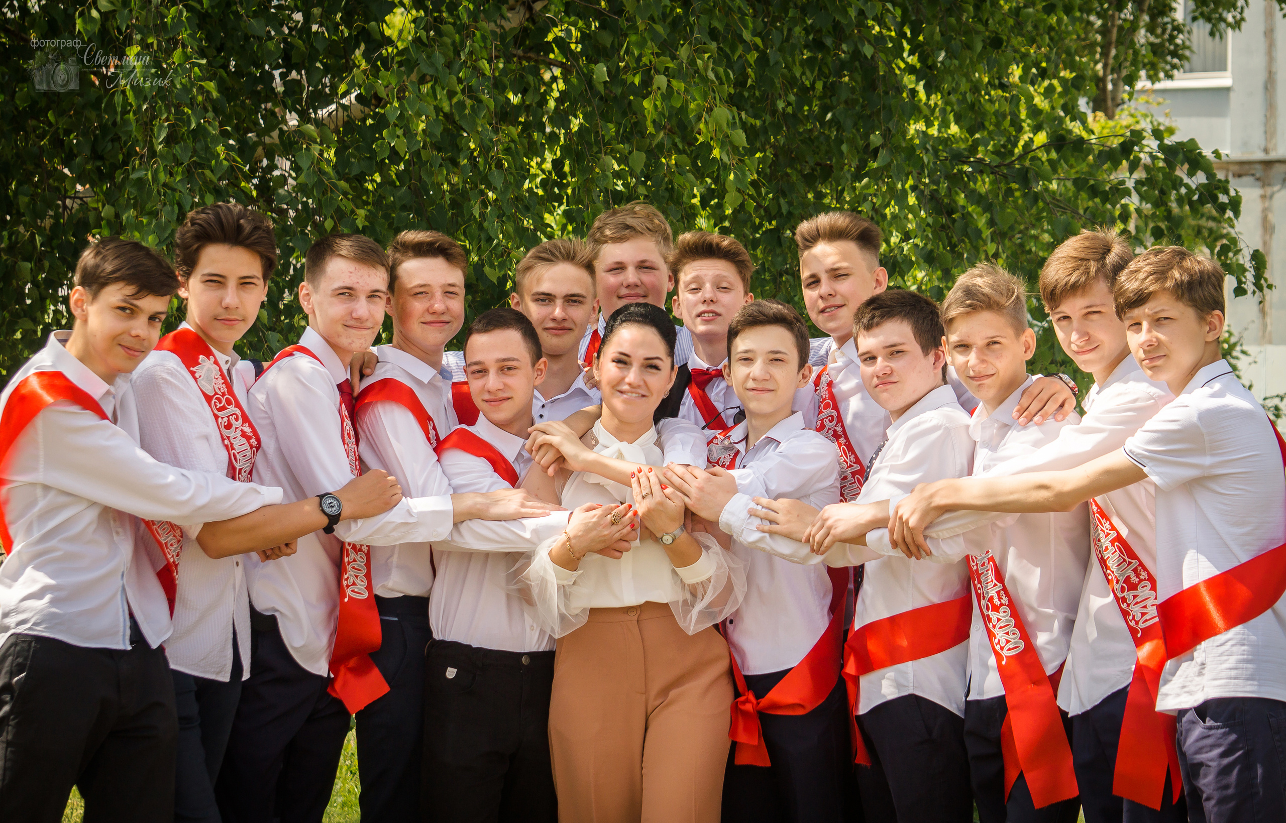 Фотосъемка в детском саду фотосъемка в школе Дипломы Выпускник Фотопла. Фотосъемка в детском саду и школе. Фотоальбомы и фотокниги ВЫПУСКНИК