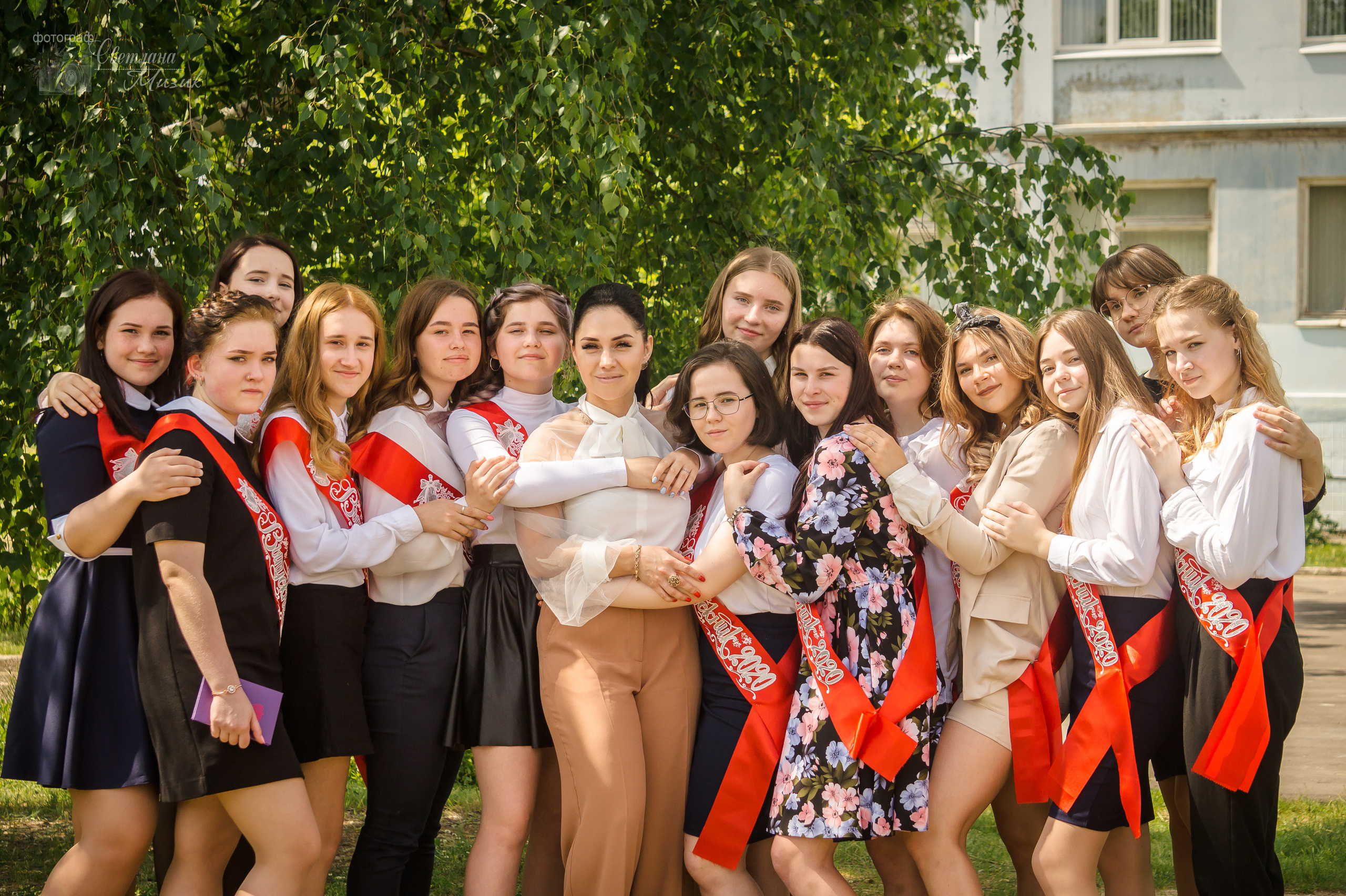 Фотосъемка в детском саду фотосъемка в школе Дипломы Выпускник Фотопла. Фотосъемка в детском саду и школе. Фотоальбомы и фотокниги ВЫПУСКНИК