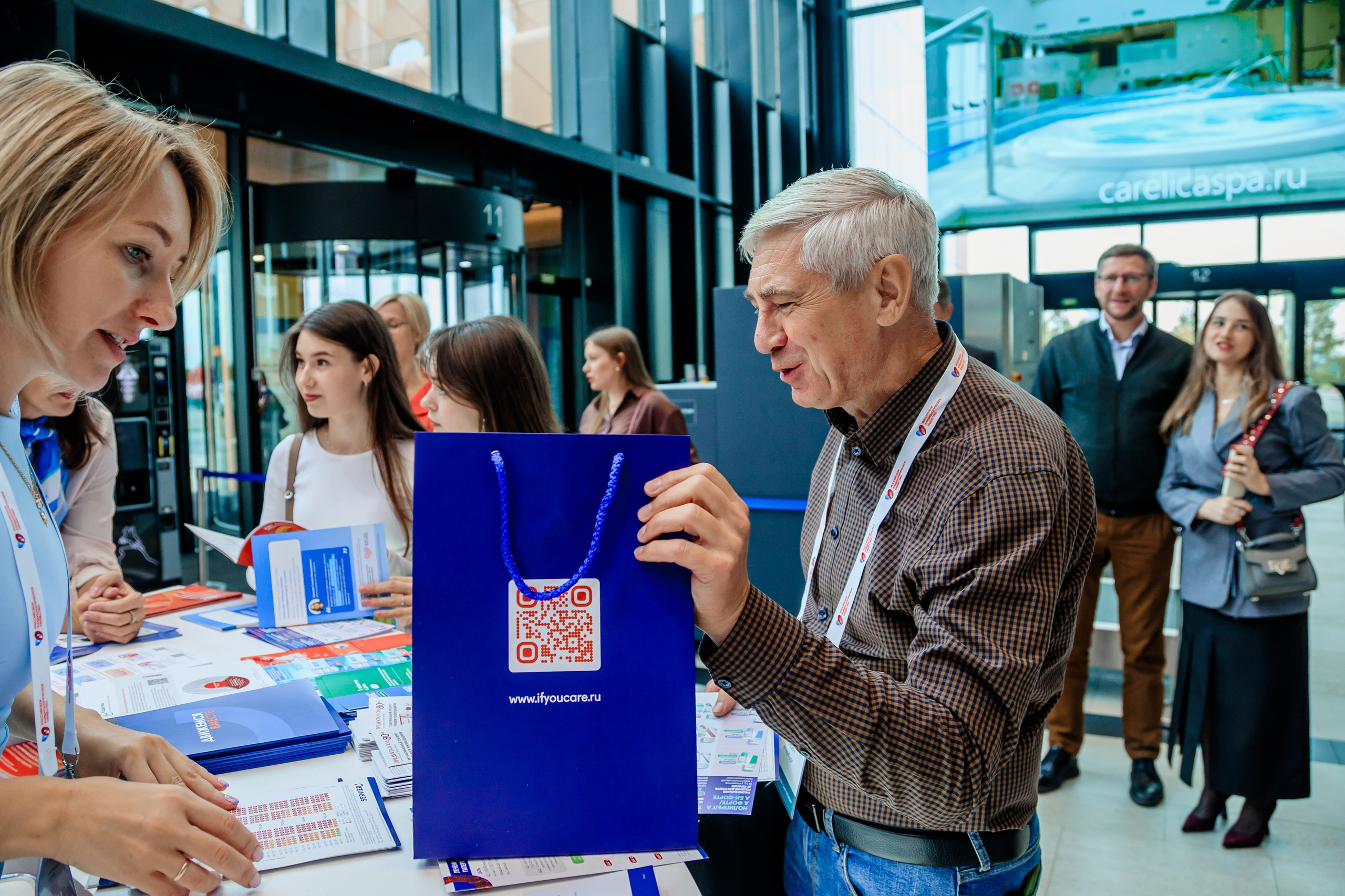 Фотограф на выставку в Спб — заказать съемку в Санкт-Петербурге— Екатерина Ладванова