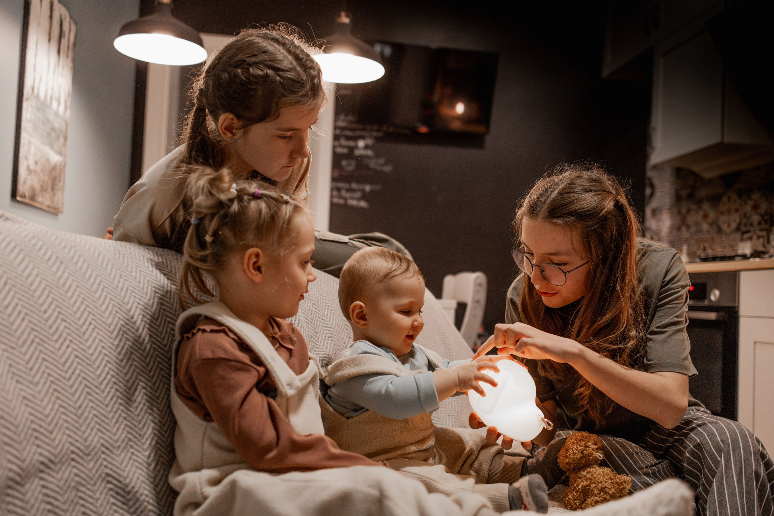 4 сестренки. Семейный фотограф Виктория Авдеева