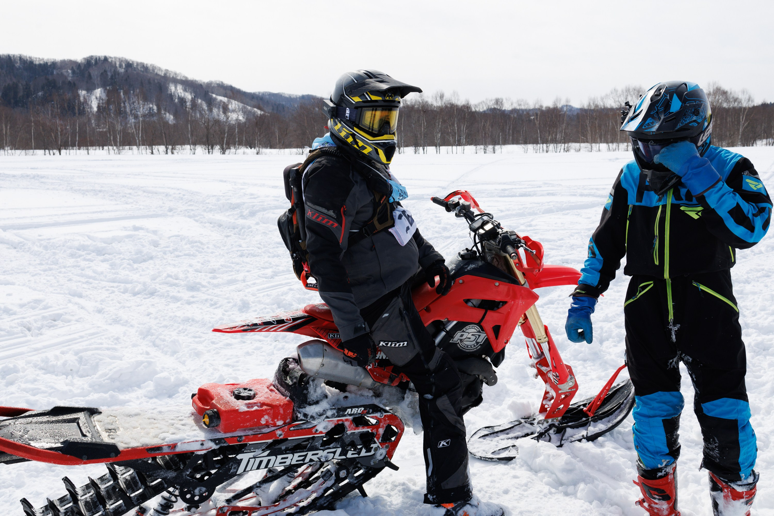 Чемпионат Экстрим Эндуро на сноубайках. Свадебный, семейный и репортажный фотограф в Южно-Сахалинске Артур Петросян